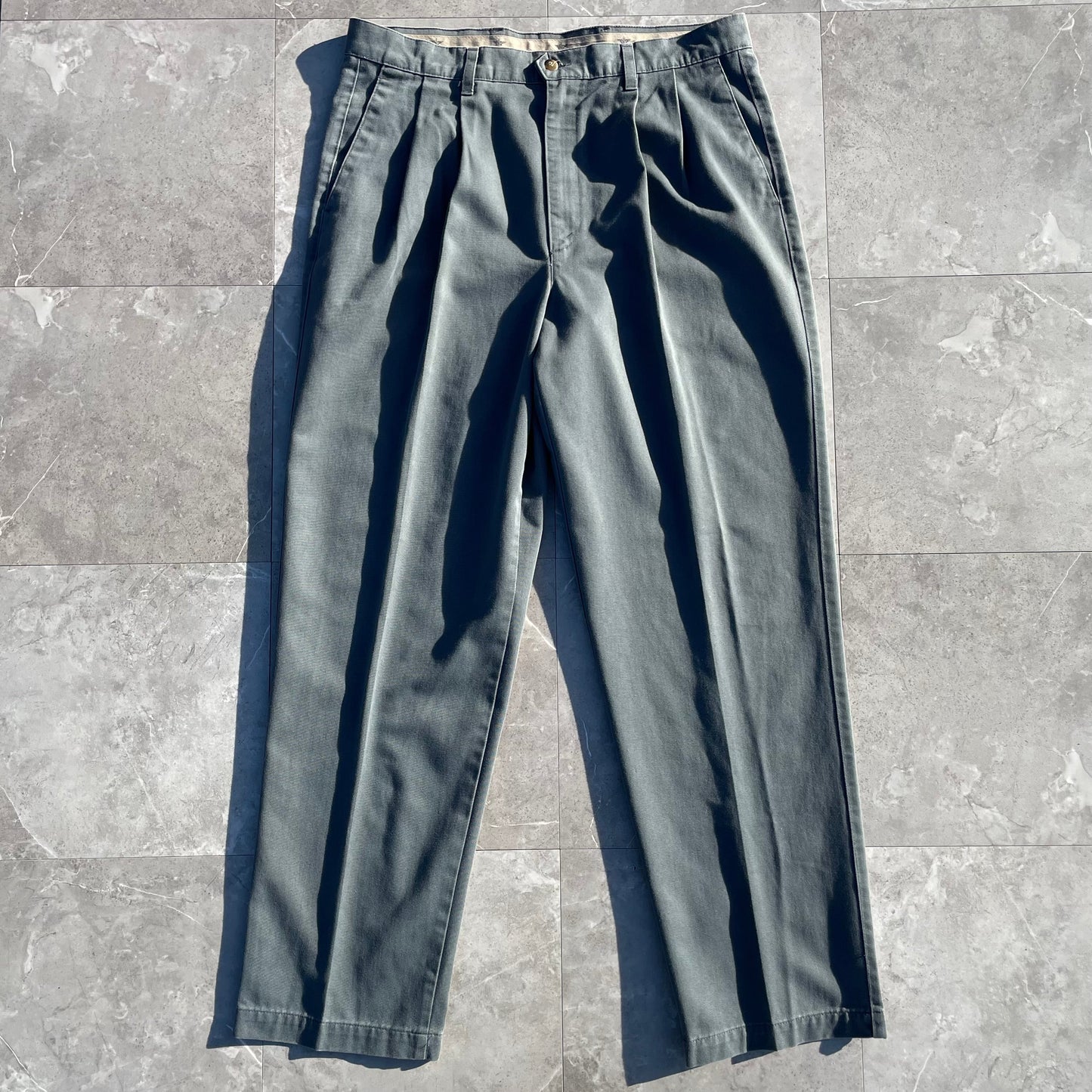90s Dockers Made in USA Two-Tuck Pleated Stone Gray Chino Pants 36x32 KiiChain Clothing