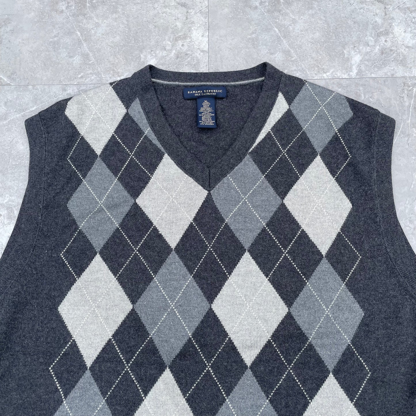 00s Banana Republic Silk Cashmere Argyle Knit Vest