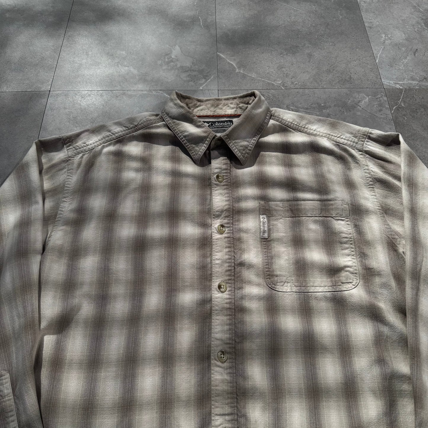 00s Columbia Cream/Beige Shadow Checkered Shirt KiiChain Clothing