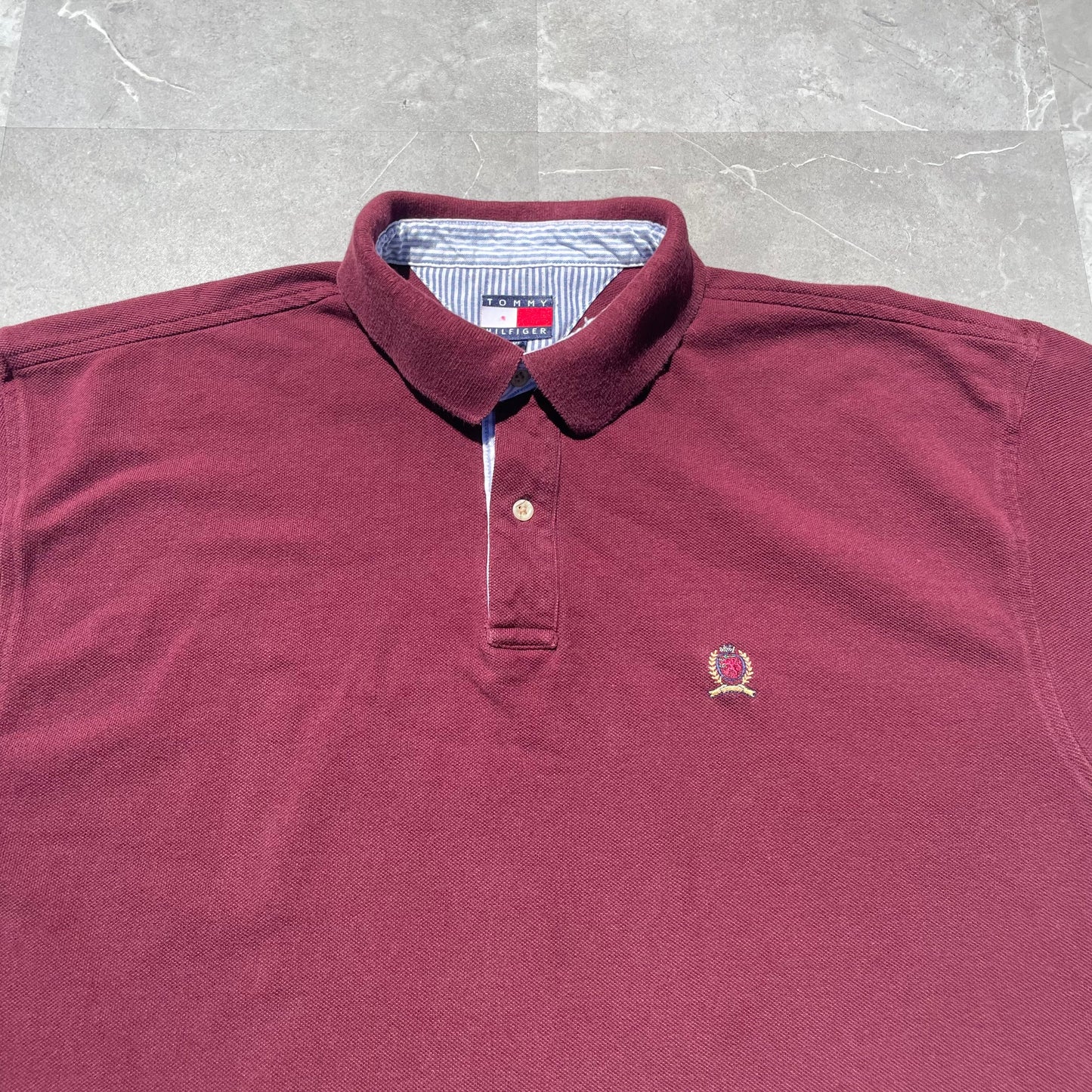 90s Tommy Hilfiger Burgundy Polo Shirt KiiChain Clothing