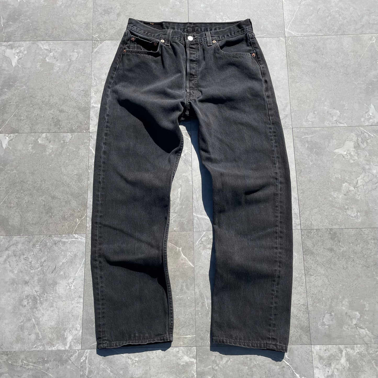 90s Levi's 501 Made in USA Black Denim 34x30 KiiChain Clothing