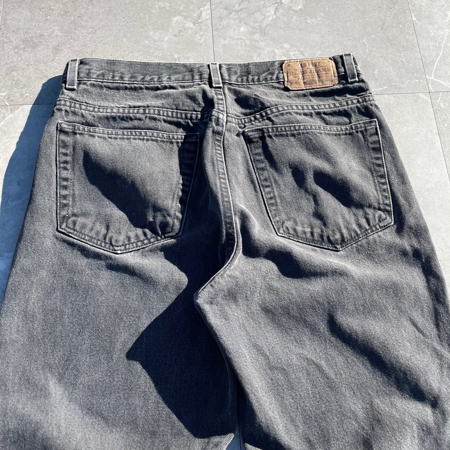 90s-00s Old Navy Loose Straight Fit Black Denim 33x34 KiiChain Clothing