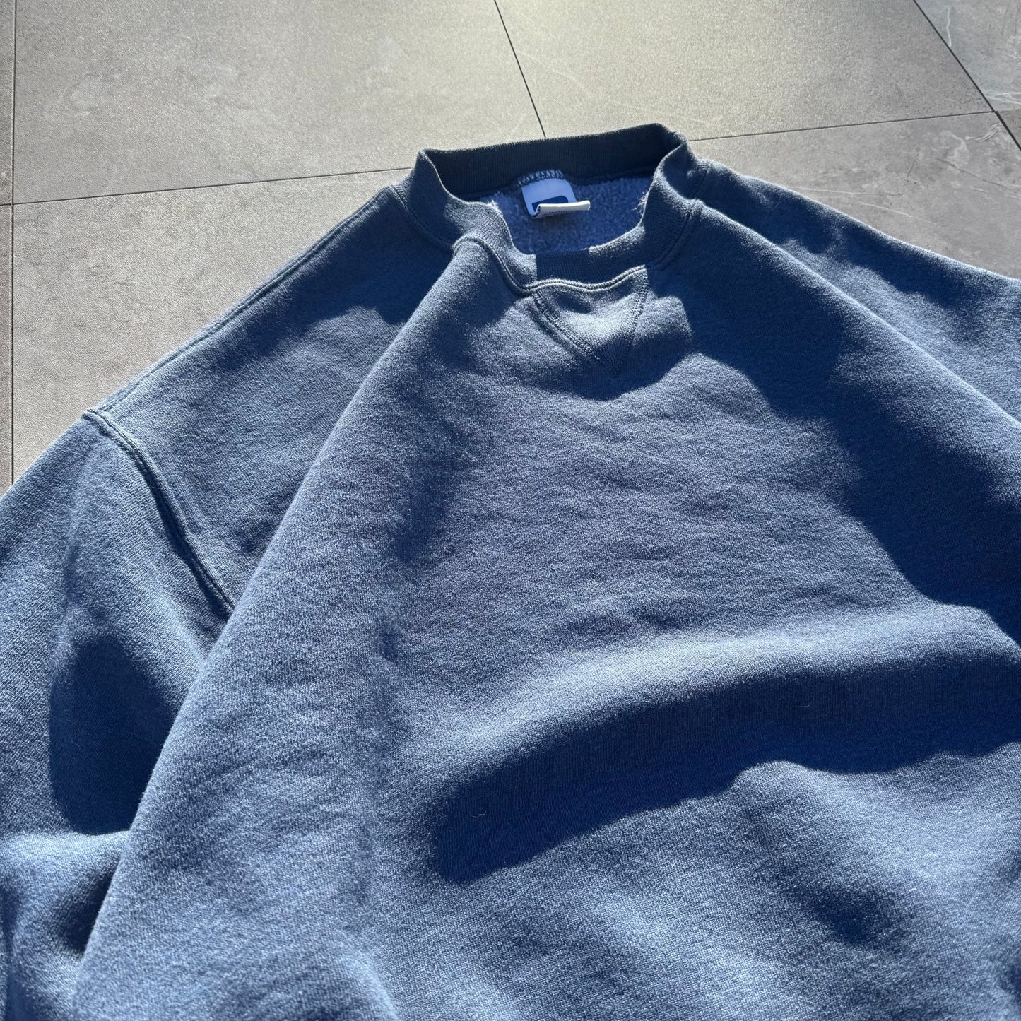 90s Russell Athletic Blue Blank Sweatshirt KiiChain Clothing