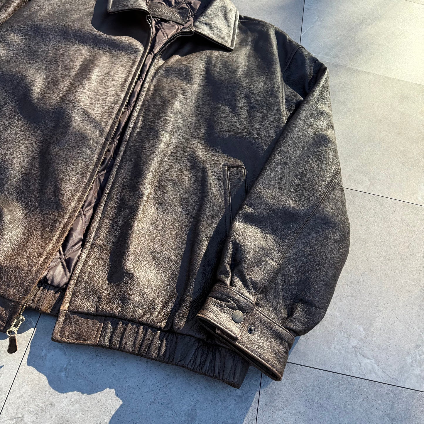90s-00s St. John's Bay Brown Leather Jacket KiiChain Clothing