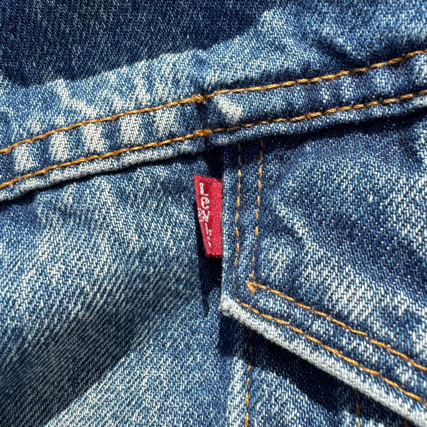 90s Levi's Made in USA Pile Lined Denim Jacket KiiChain Clothing