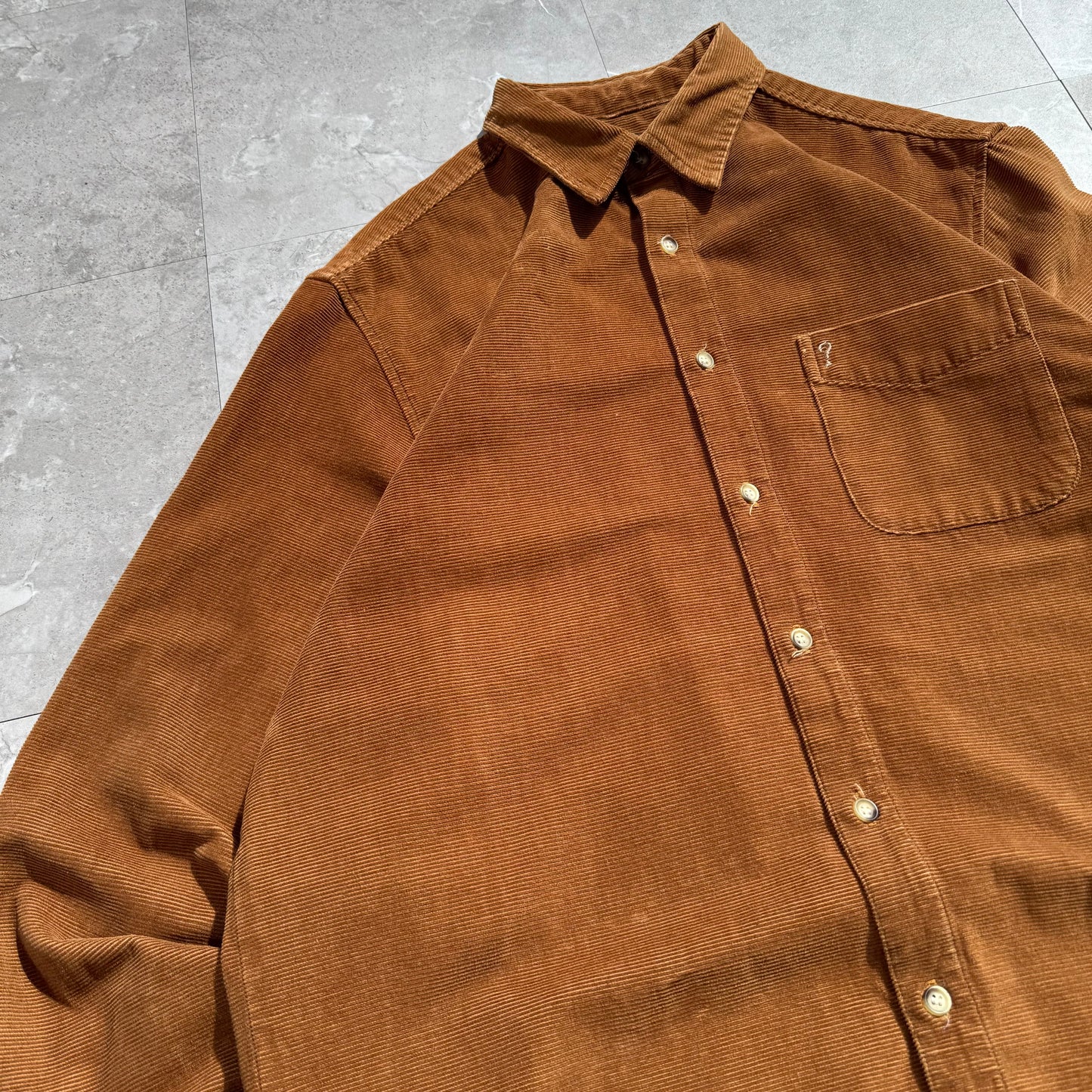 90s GUESS Made in USA Oversized Heavyweight Corduroy Shirt KiiChain Clothing