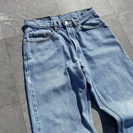 90s Levi's 550 Made in USA Denim 32x30 KiiChain Clothing