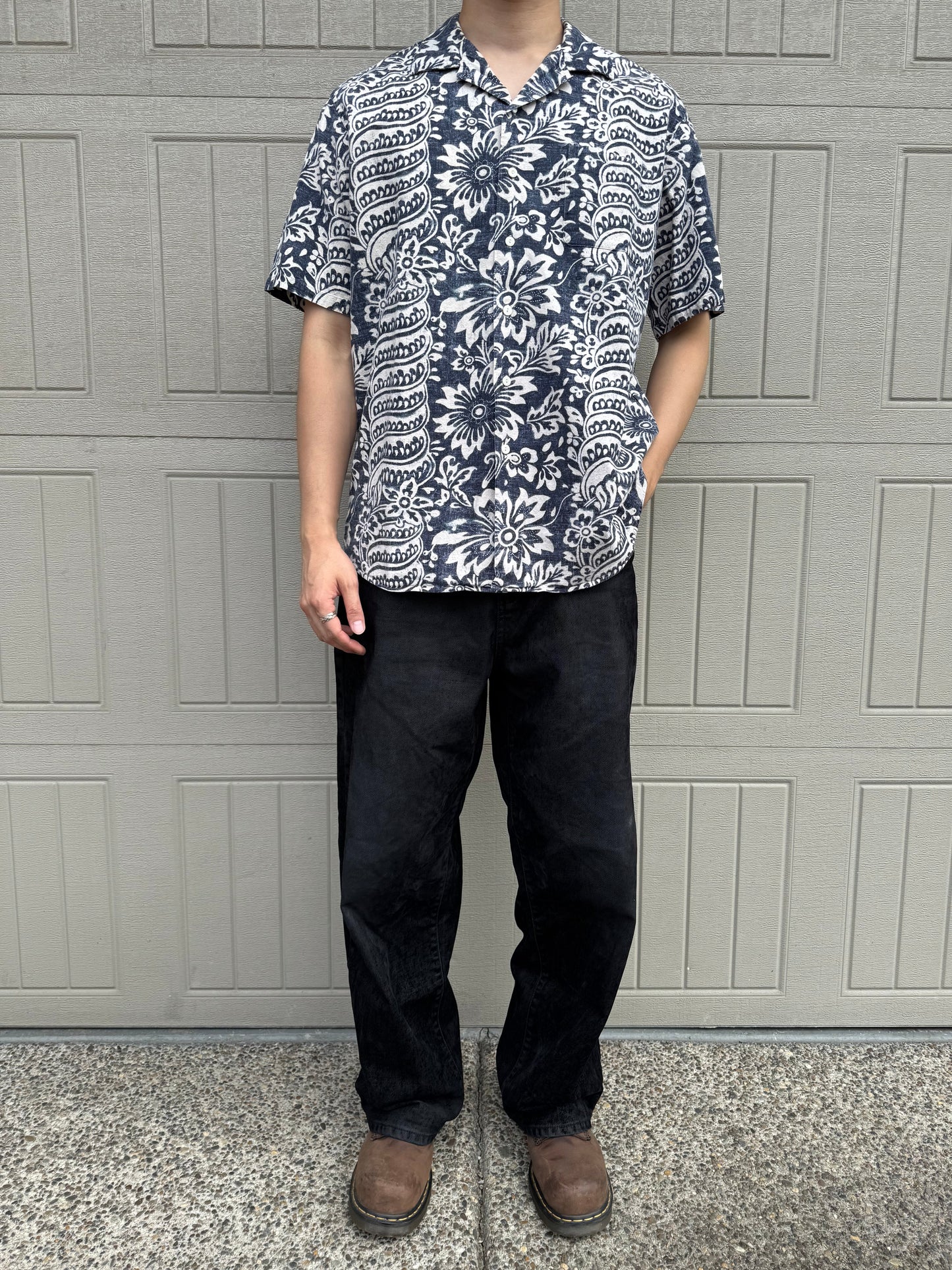90s-00s Ralph Lauren Bonnard Black/Navy Paisley Linen x Cotton Open Collar Shirt KiiChain Clothing