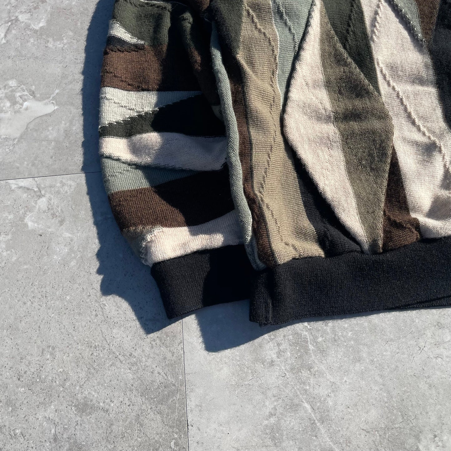90s Tundra Made in Canada Coogi-Style Design Knit KiiChain Clothing