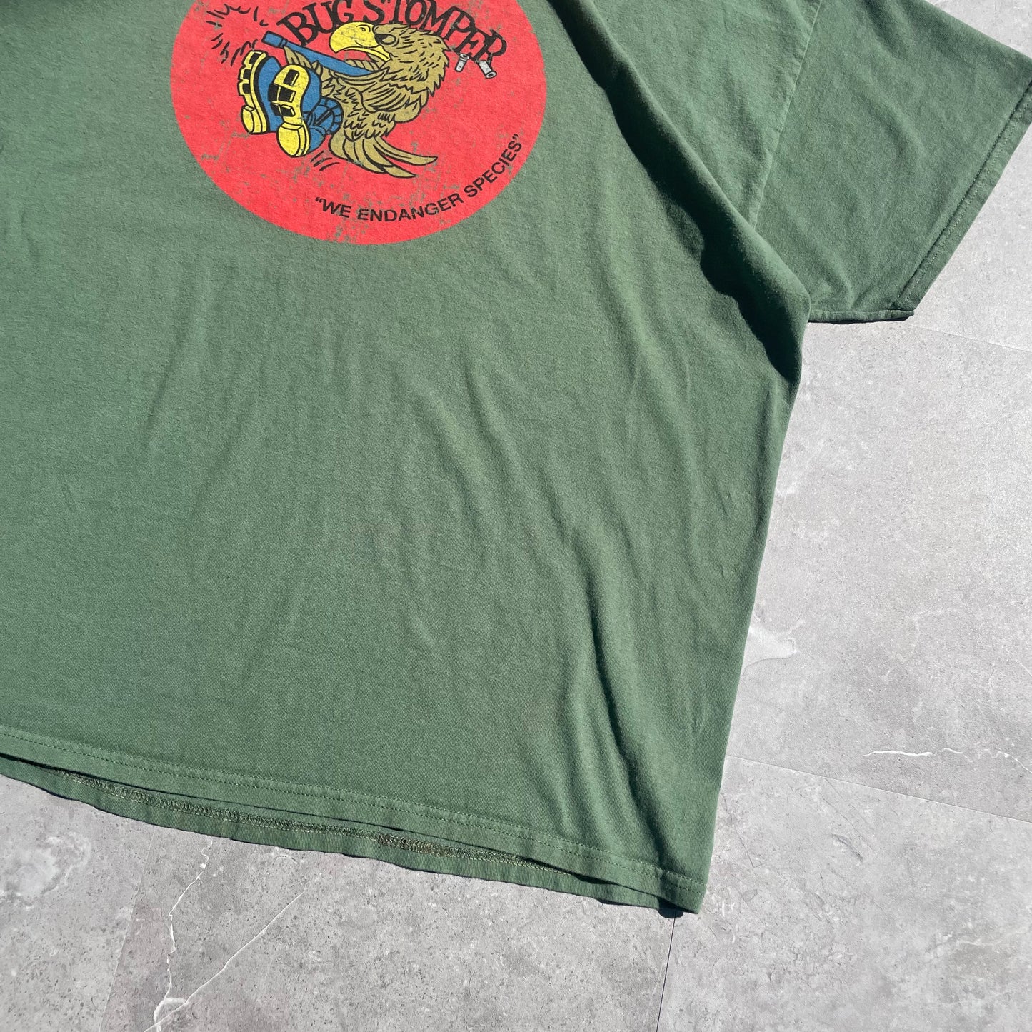 90s Gildan Bug Stomper Faded Graphic T-Shirt