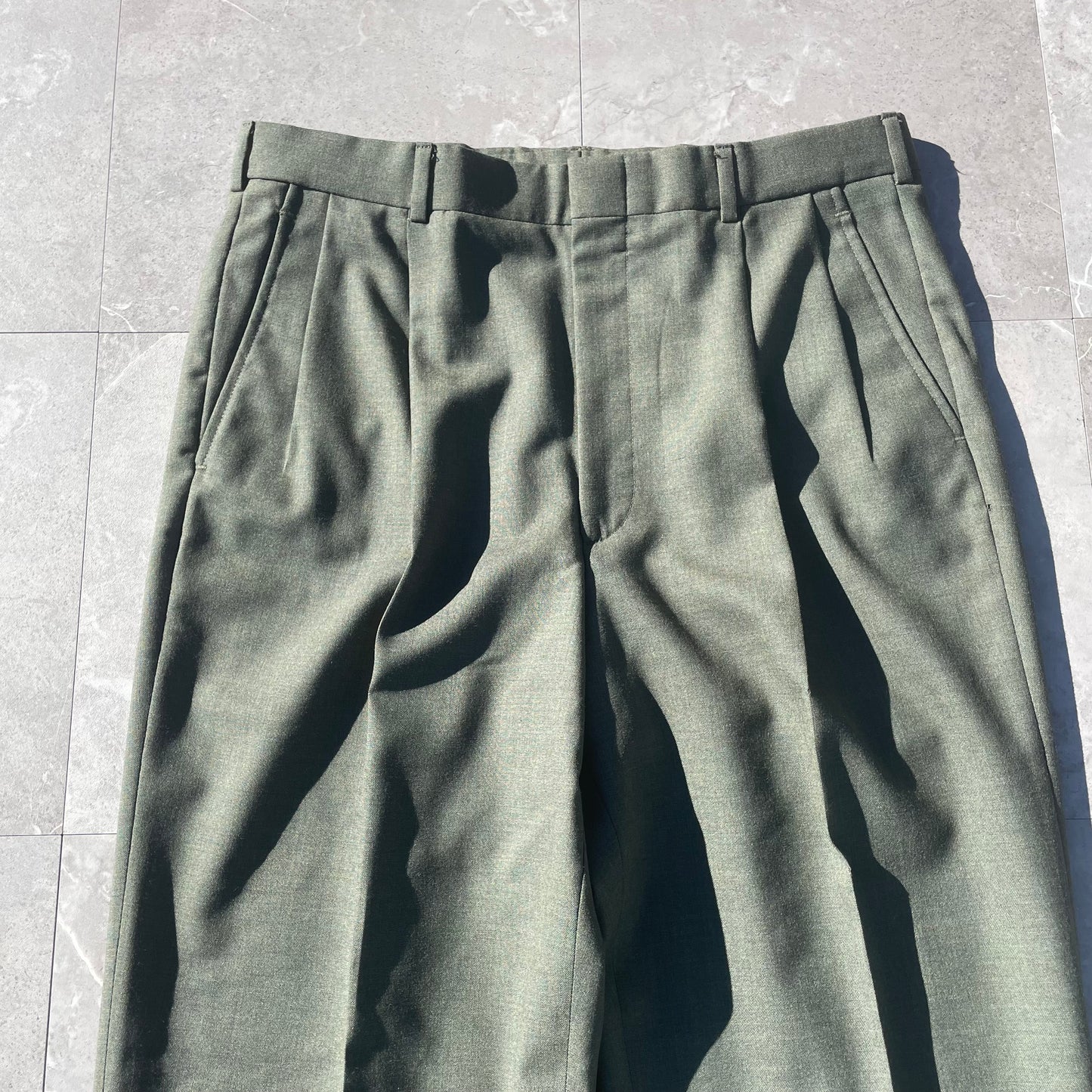 90s Lands' End Olive Green Two-Tuck Pleated Wool Slacks Size 34