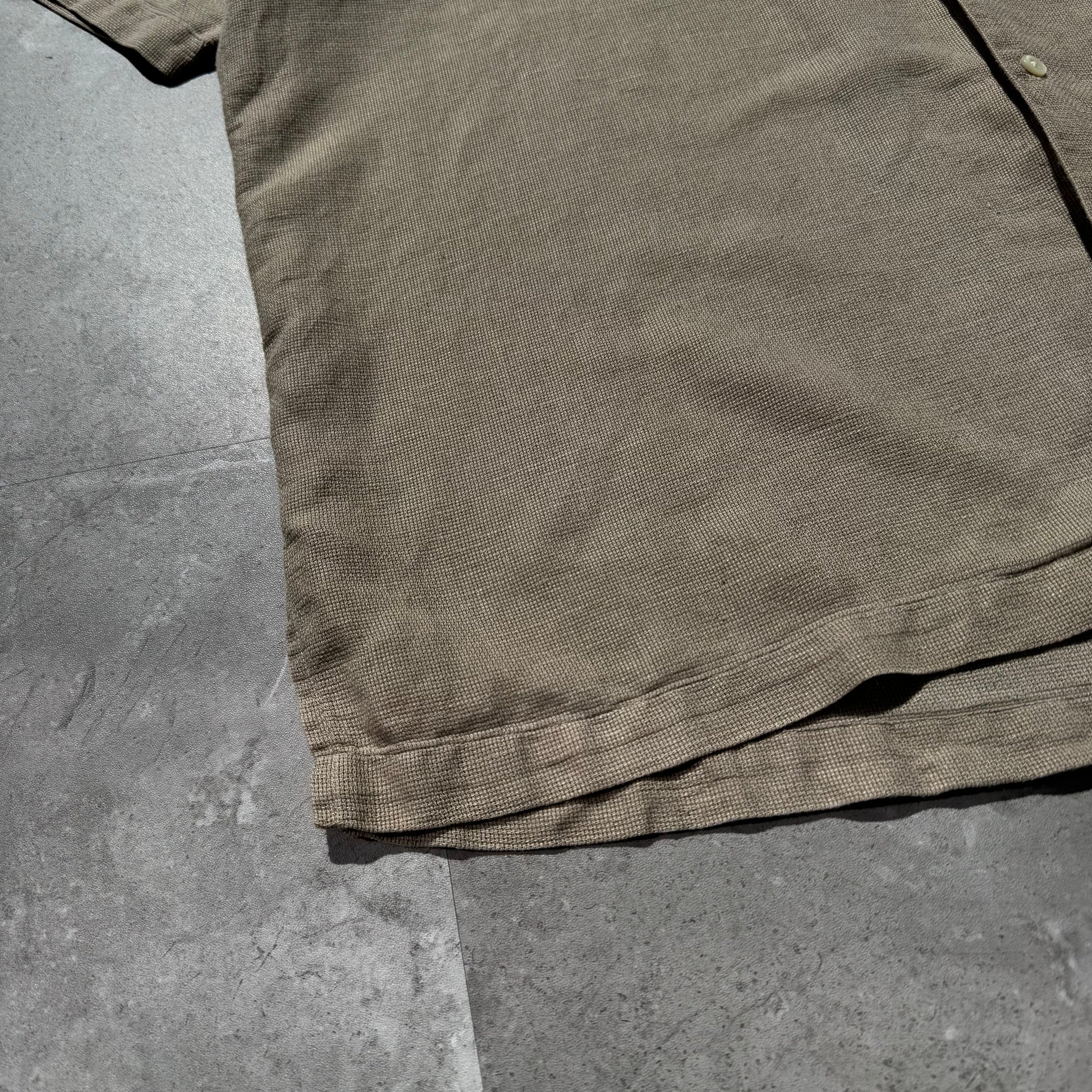 90s-00s Ralph Lauren “Clayton” Linen x Cotton No-Pony Beige Open Collar Shirt KiiChain Clothing