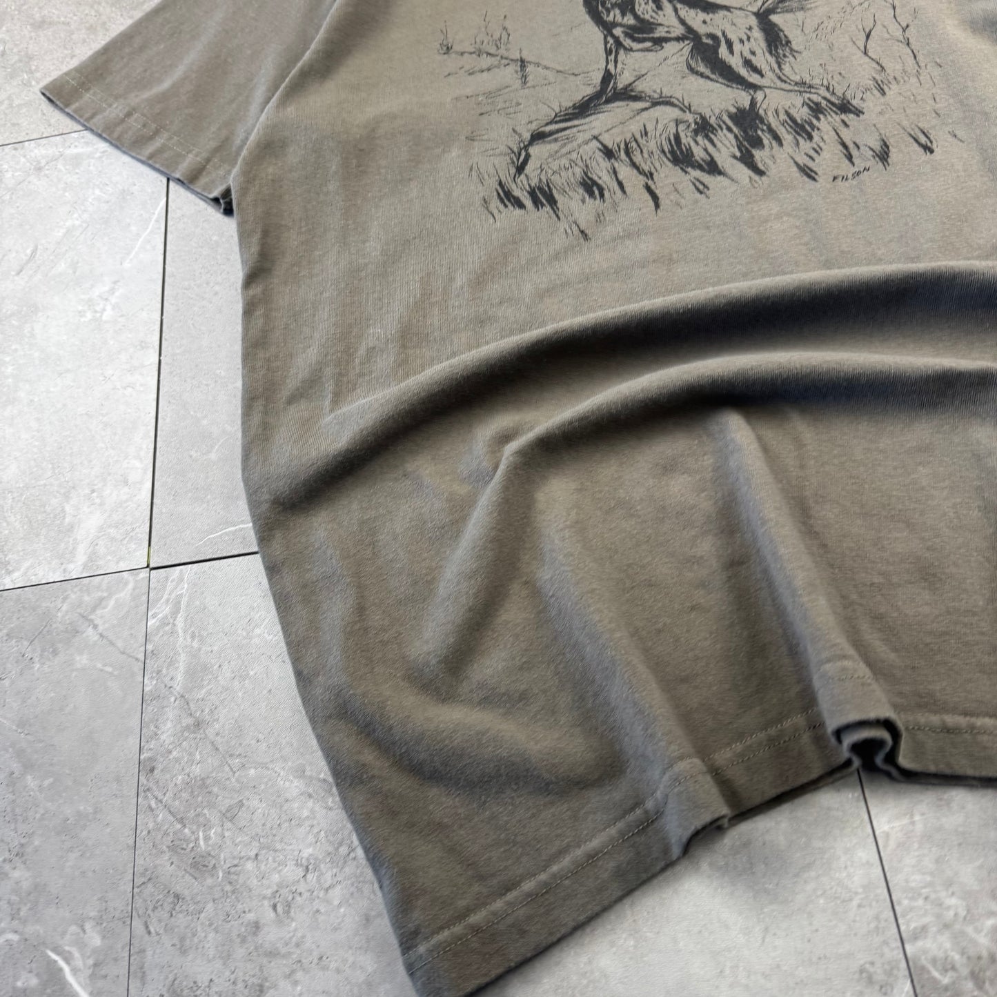00s Filson Made in USA Olive Green Doberman Graphic Tee