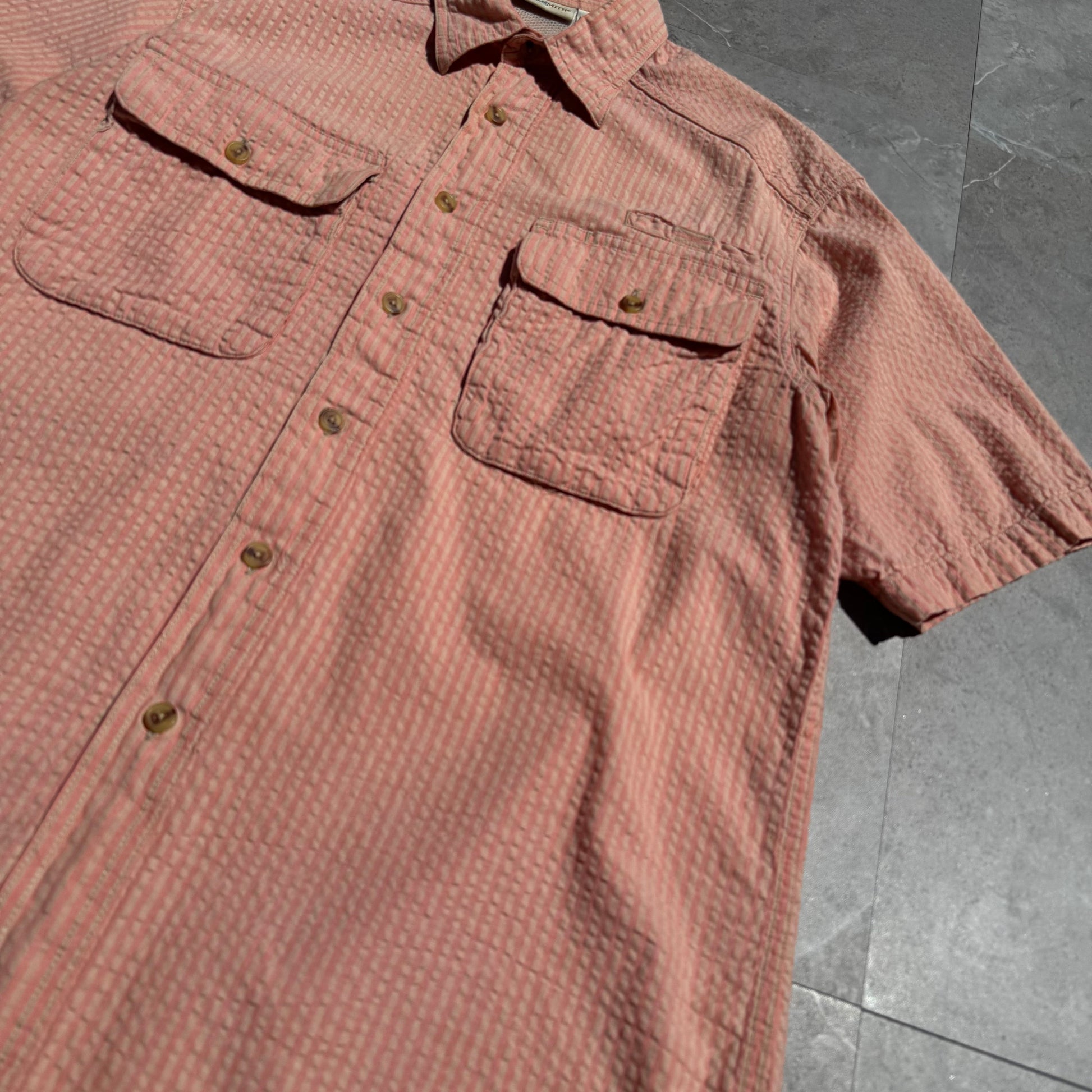 90s Travel Smith Salmon Pink Seersucker Dual Pocket Short Sleeve Shirt KiiChain Clothing