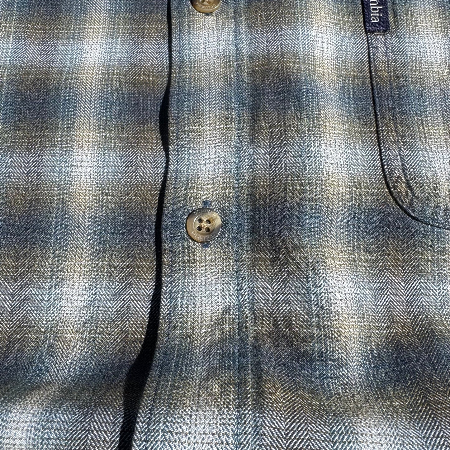 00s Columbia Shadow Checkered Long Sleeve Shirt KiiChain Clothing