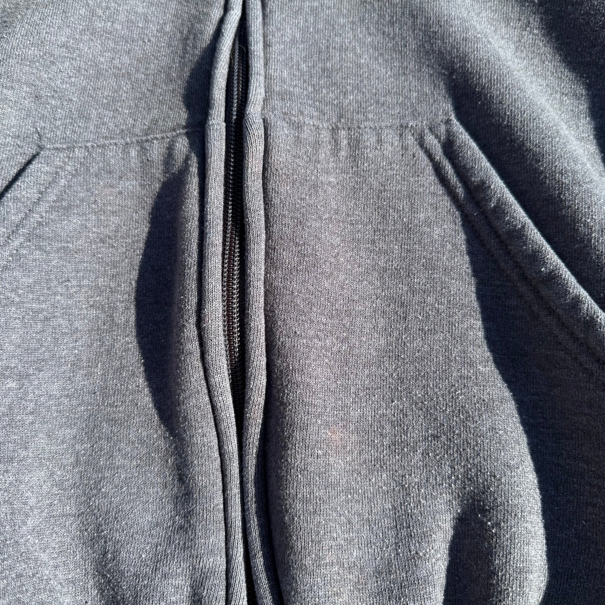 90s Russell Athletic Gray Zip-Up Hoodie KiiChain Clothing