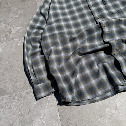00s Columbia Shadow Checkered Long Sleeve Shirt KiiChain Clothing