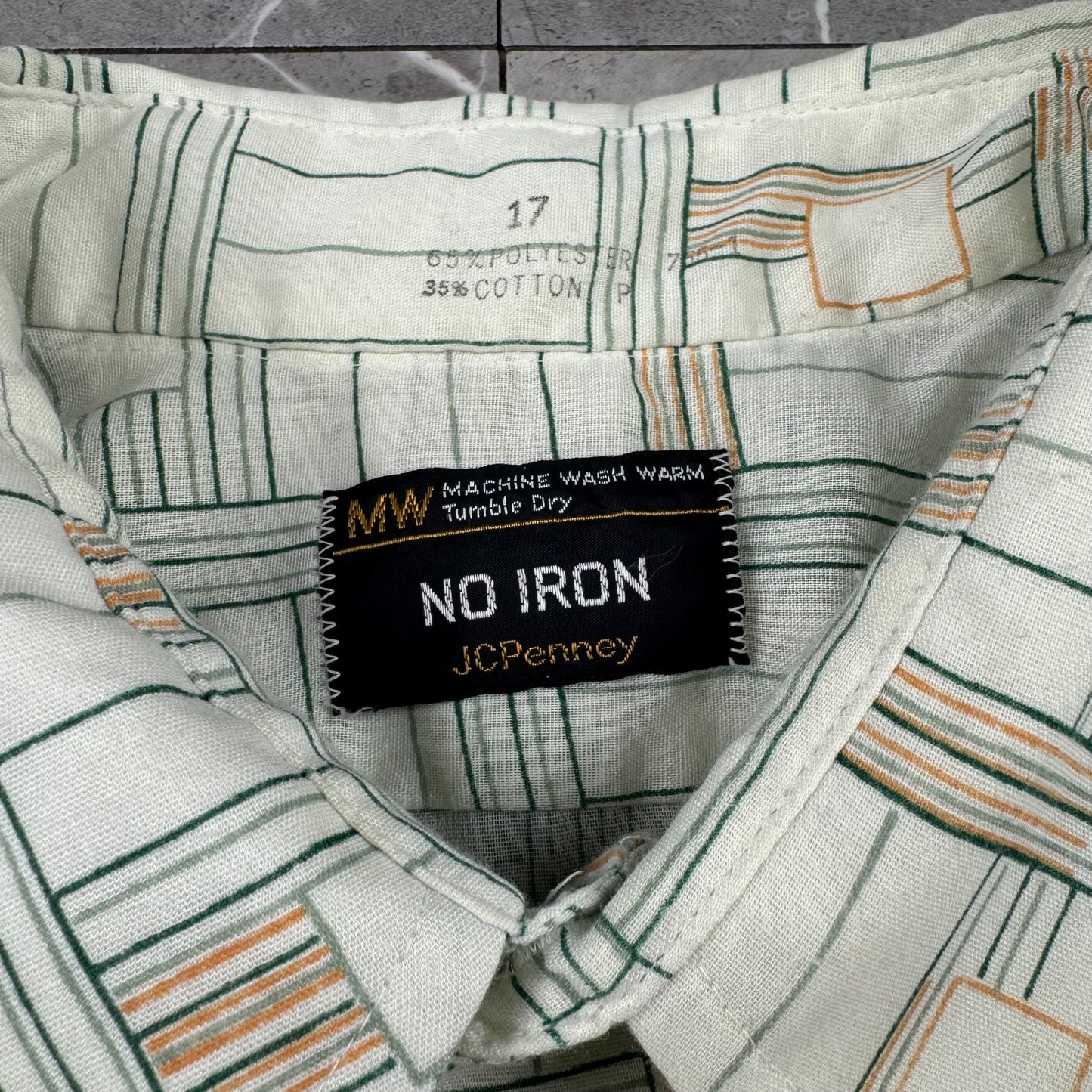 70s-80s JC Penny No Iron Geometric Design Short Sleeve Shirt Size 17
