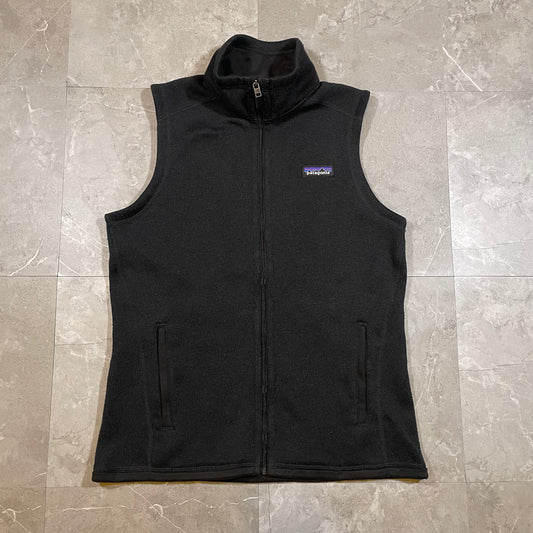 00s Women’s Patagonia Zip Vest