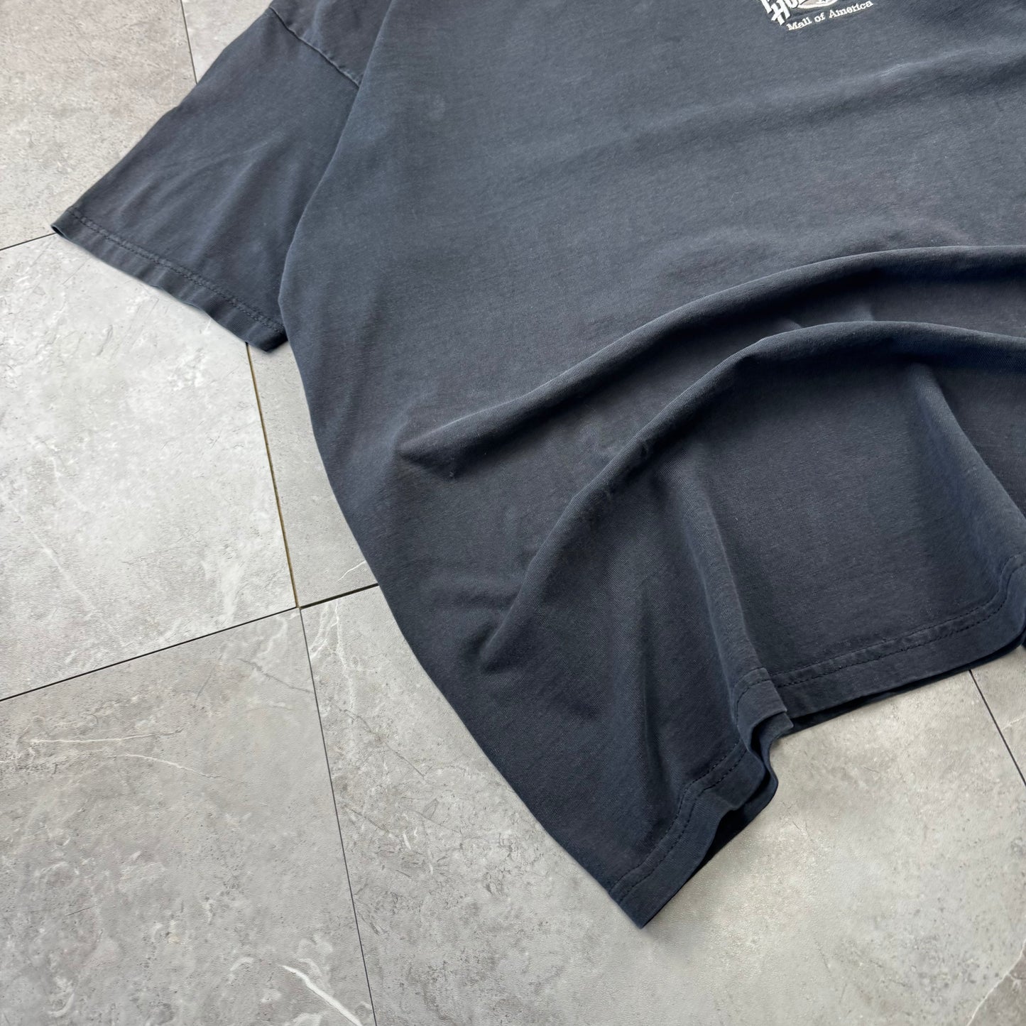 90s-00s Planet Hollywood Made in USA Faded Black Embroidered Logo T-Shirt