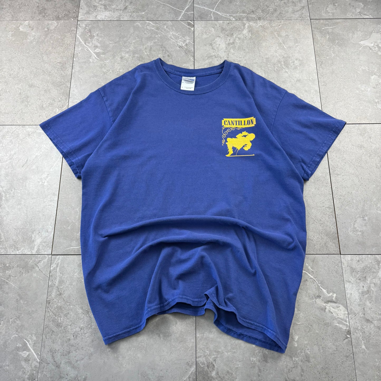 90s-00s Gildan La Guenze Cantillon C’est Bon Blue Graphic T-Shirt