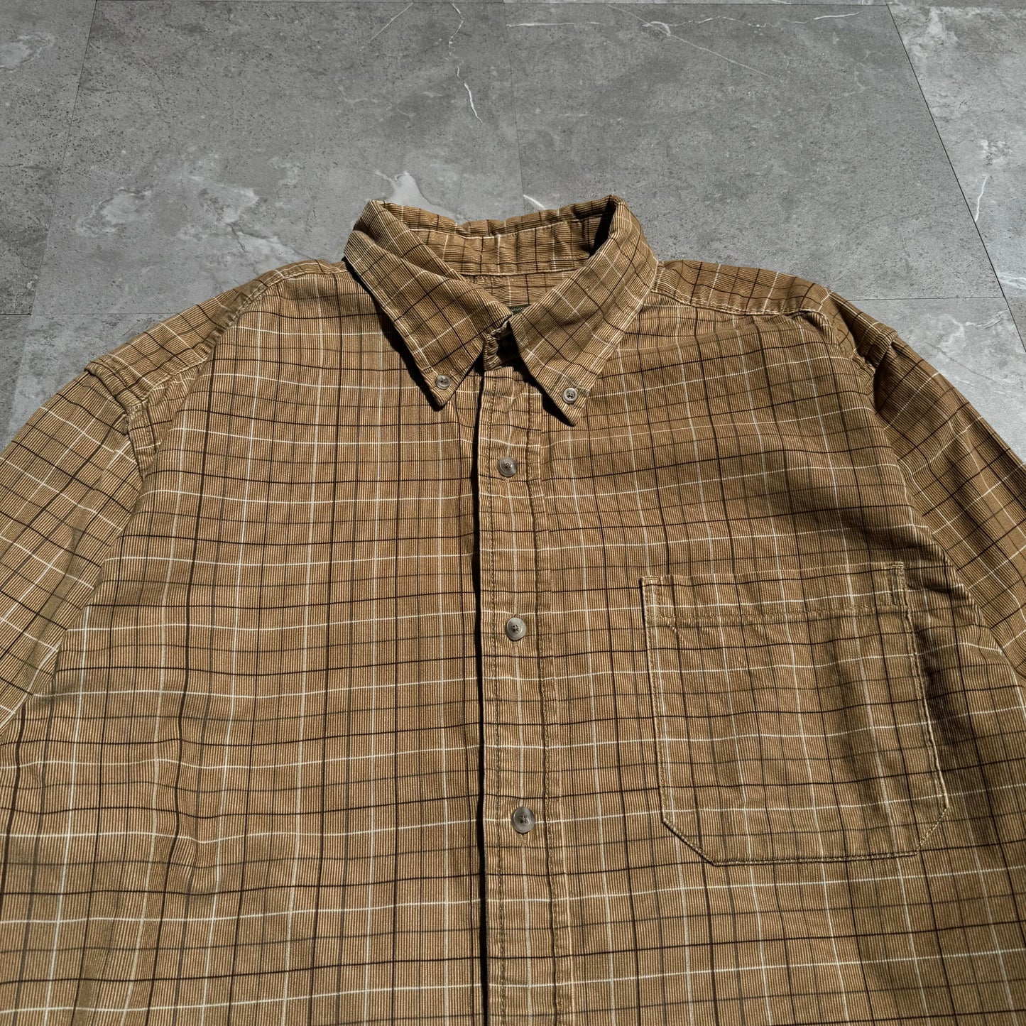 00s Eddie Bauer Corduroy Checkered Button Down Shirt KiiChain Clothing