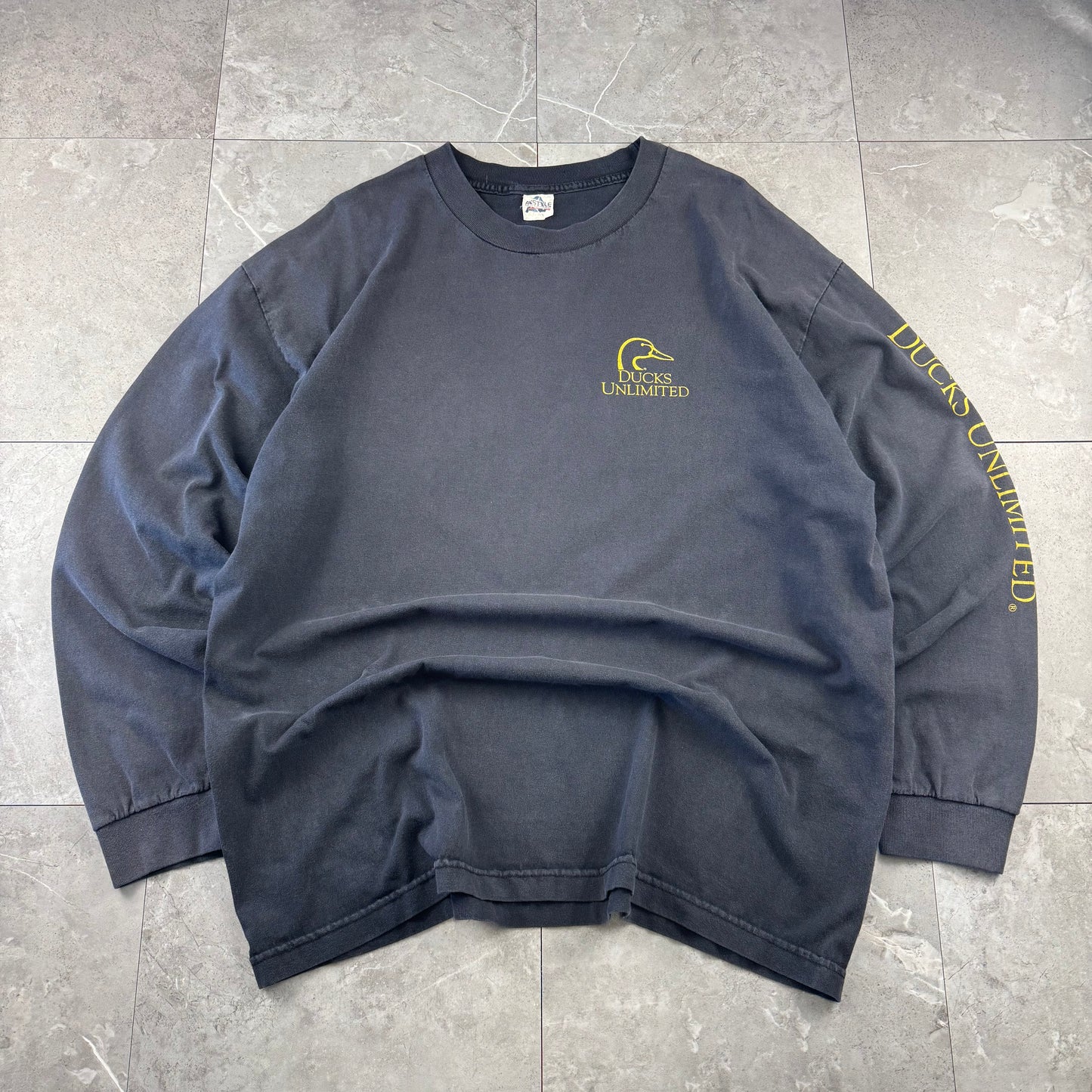 90s-00s Alstyle Ducks Unlimited Dog Graphic Long Sleeve Tee
