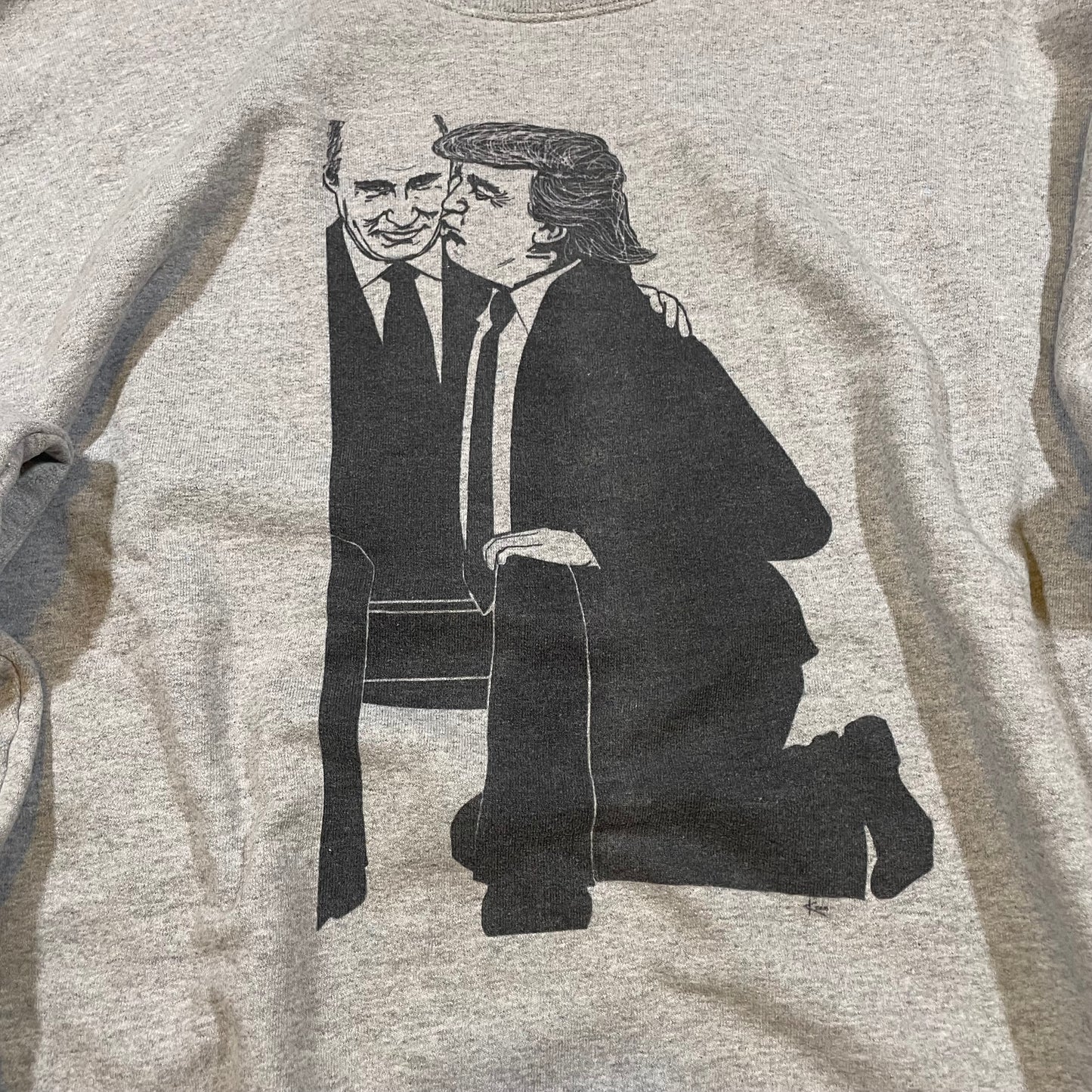 00s Hanes Trump x Putin Sweater