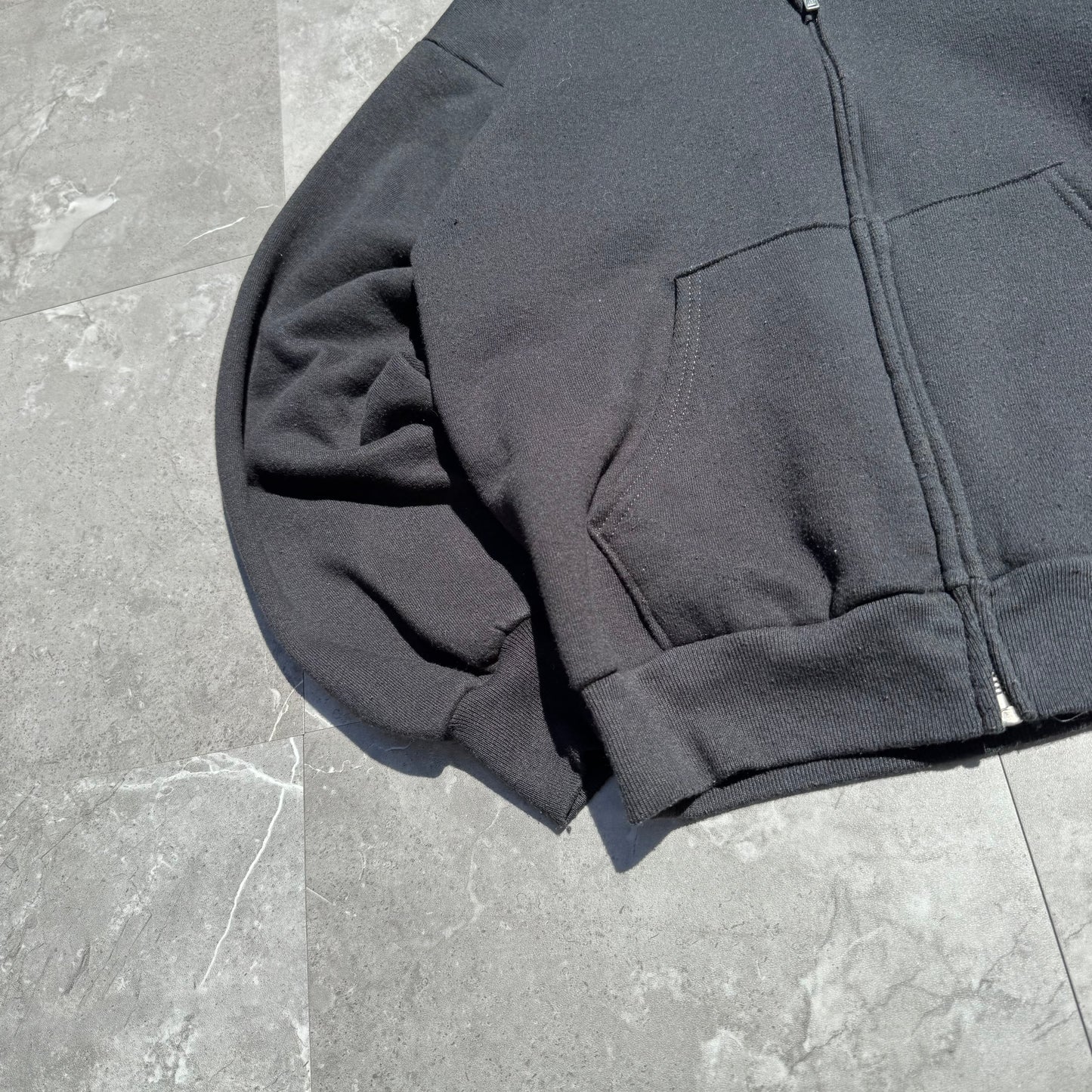 80s-90s Jerzees by Russell Athletic Made in USA Black Zip-Up Hoodie KiiChain Clothing