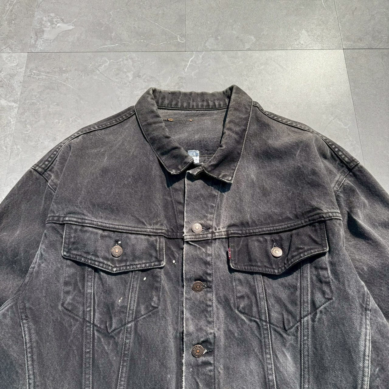 90s-00s Levi’s Black Denim Jacket
