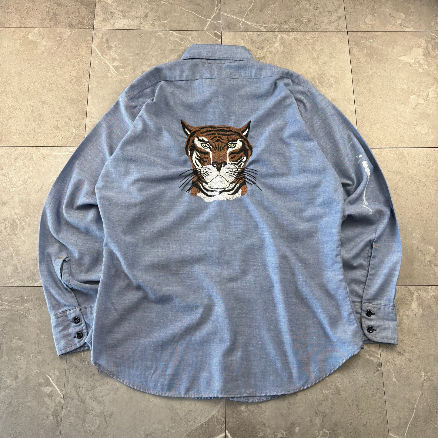 90s Levi's Orange Tab Tiger Embroidered Graphic Dual Pocket Shirt