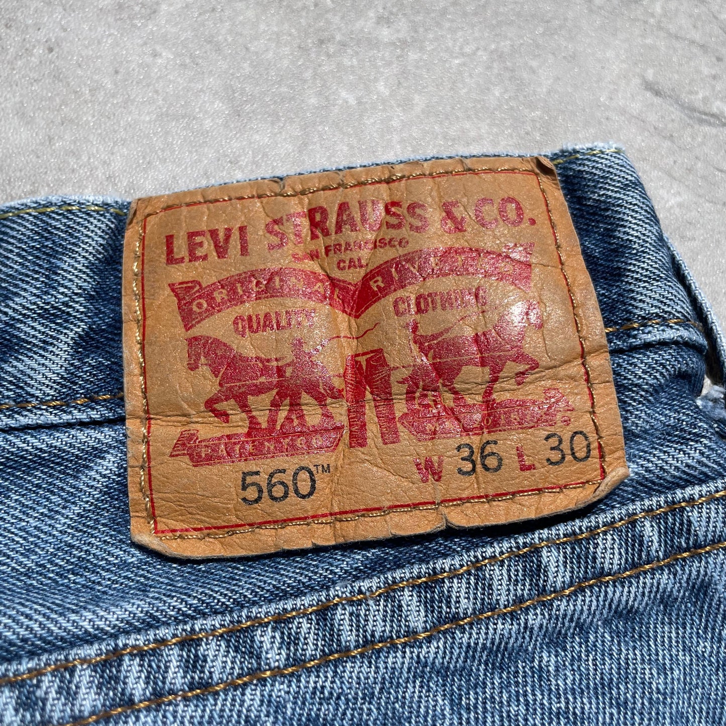 00s Levi’s 560 36x30