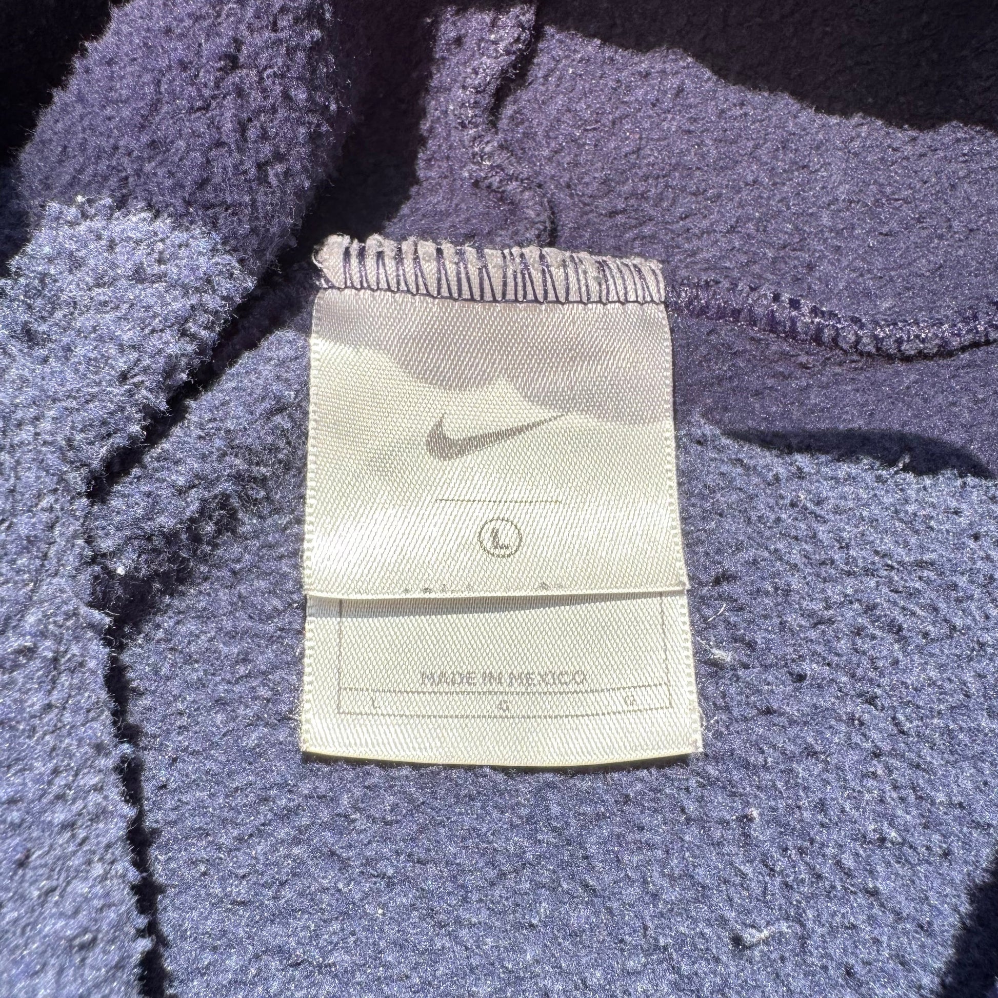 90s-00s Nike Center Logo Sun-Faded Navy Hoodie KiiChain Clothing
