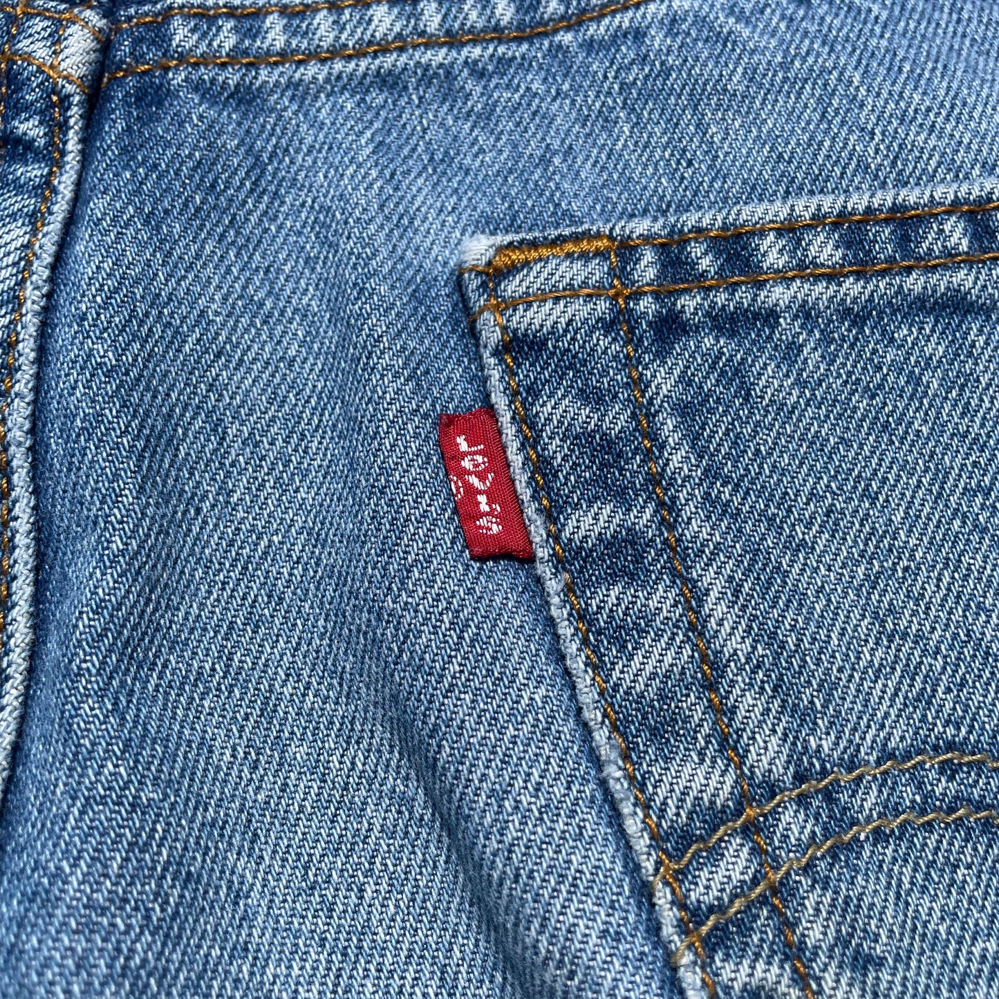 00s Levi’s 550 32x34