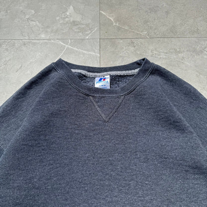 00s Russell Athletic Dark Gray Sweatshirt KiiChain Clothing