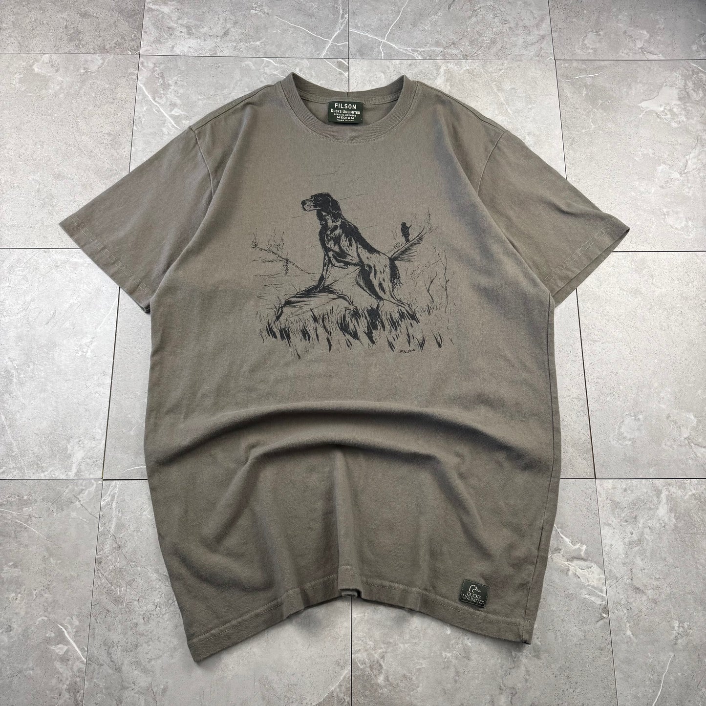 00s Filson Made in USA Olive Green Doberman Graphic Tee