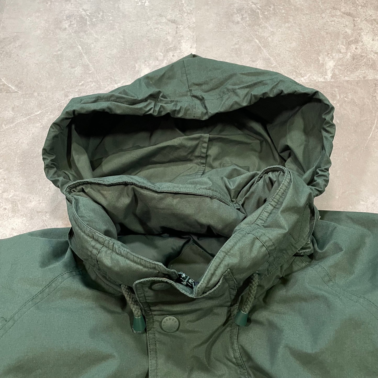 90s Trader Bay Puffer Jacket