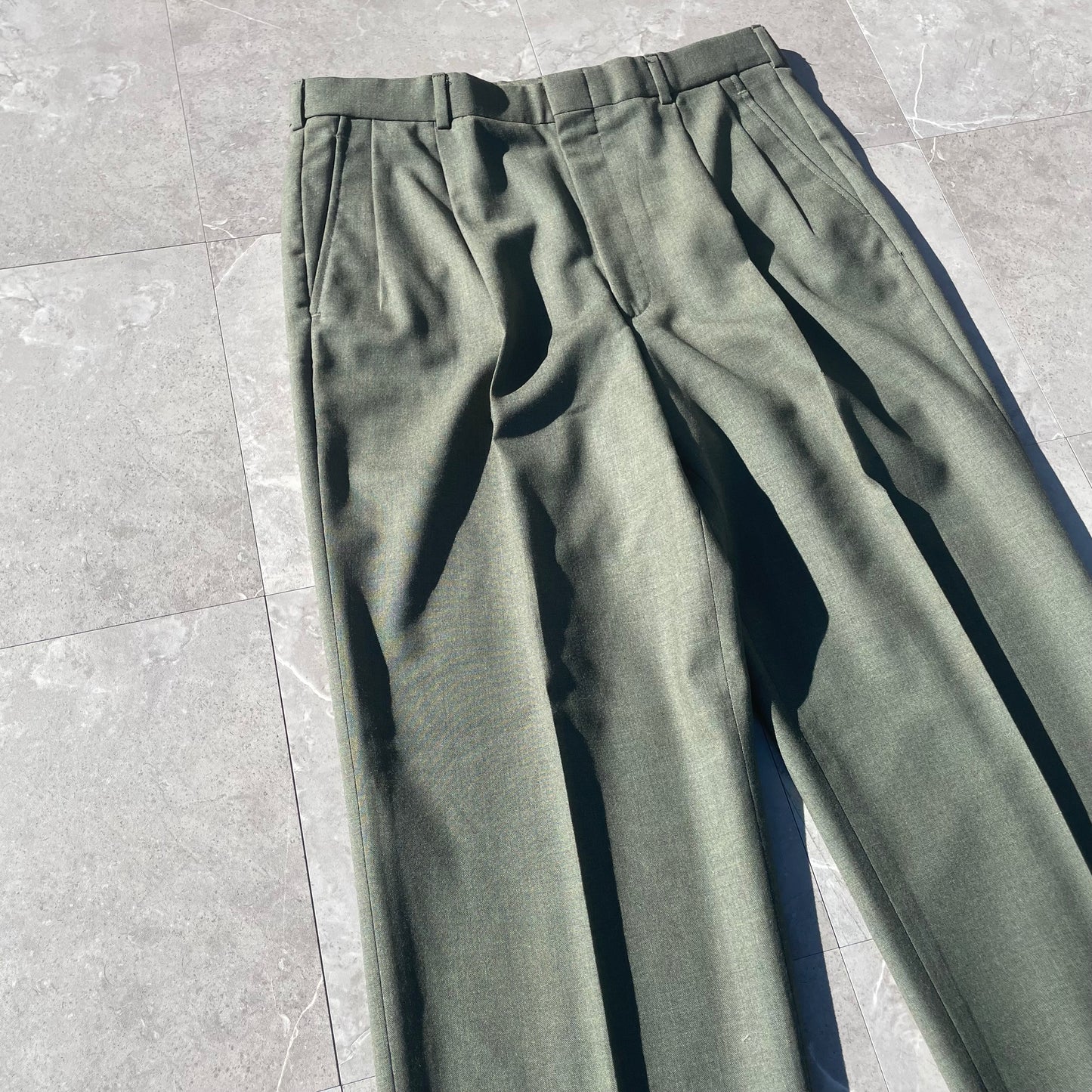 90s Lands' End Olive Green Two-Tuck Pleated Wool Slacks Size 34