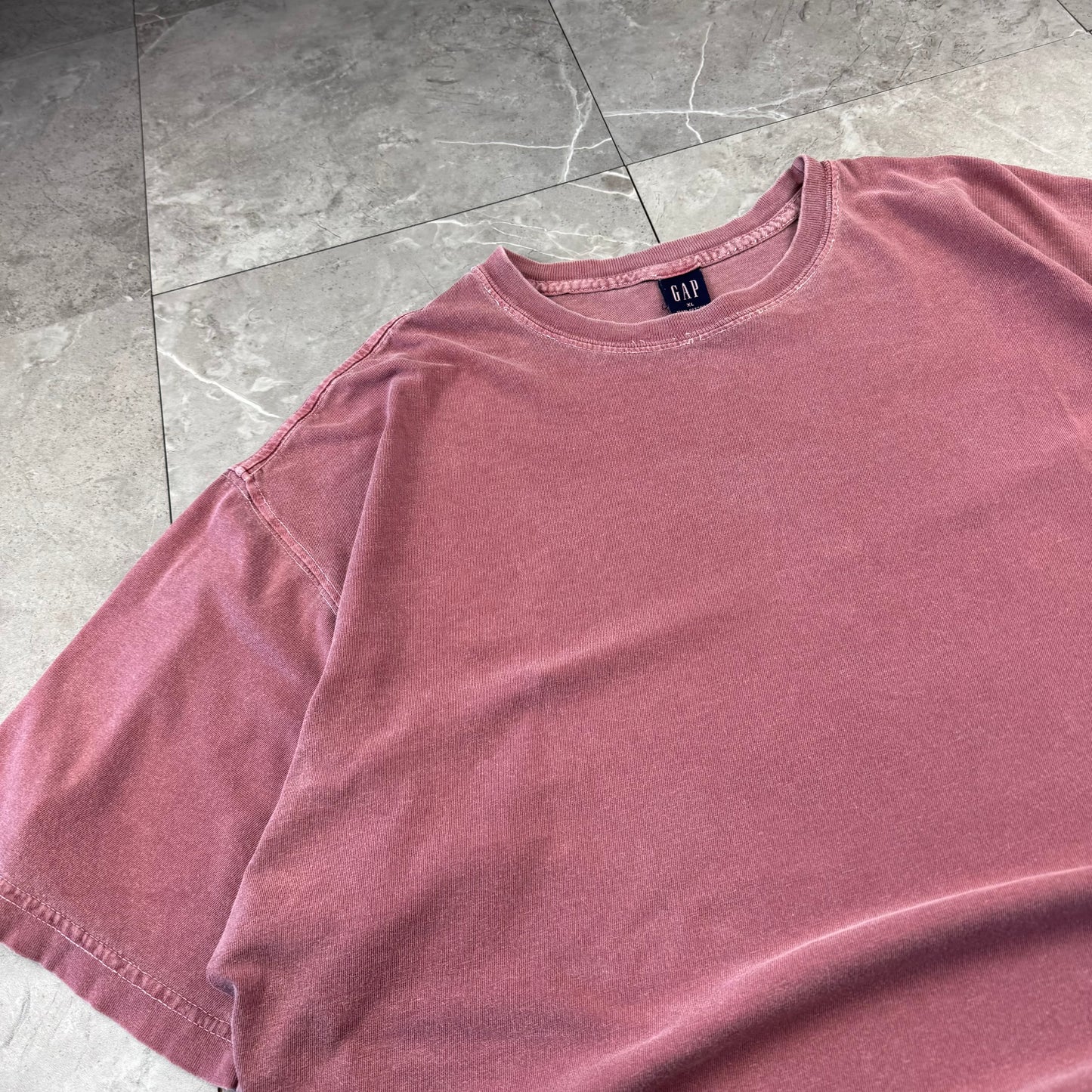 90s-00s Gap Faded Red Blank T-Shirt