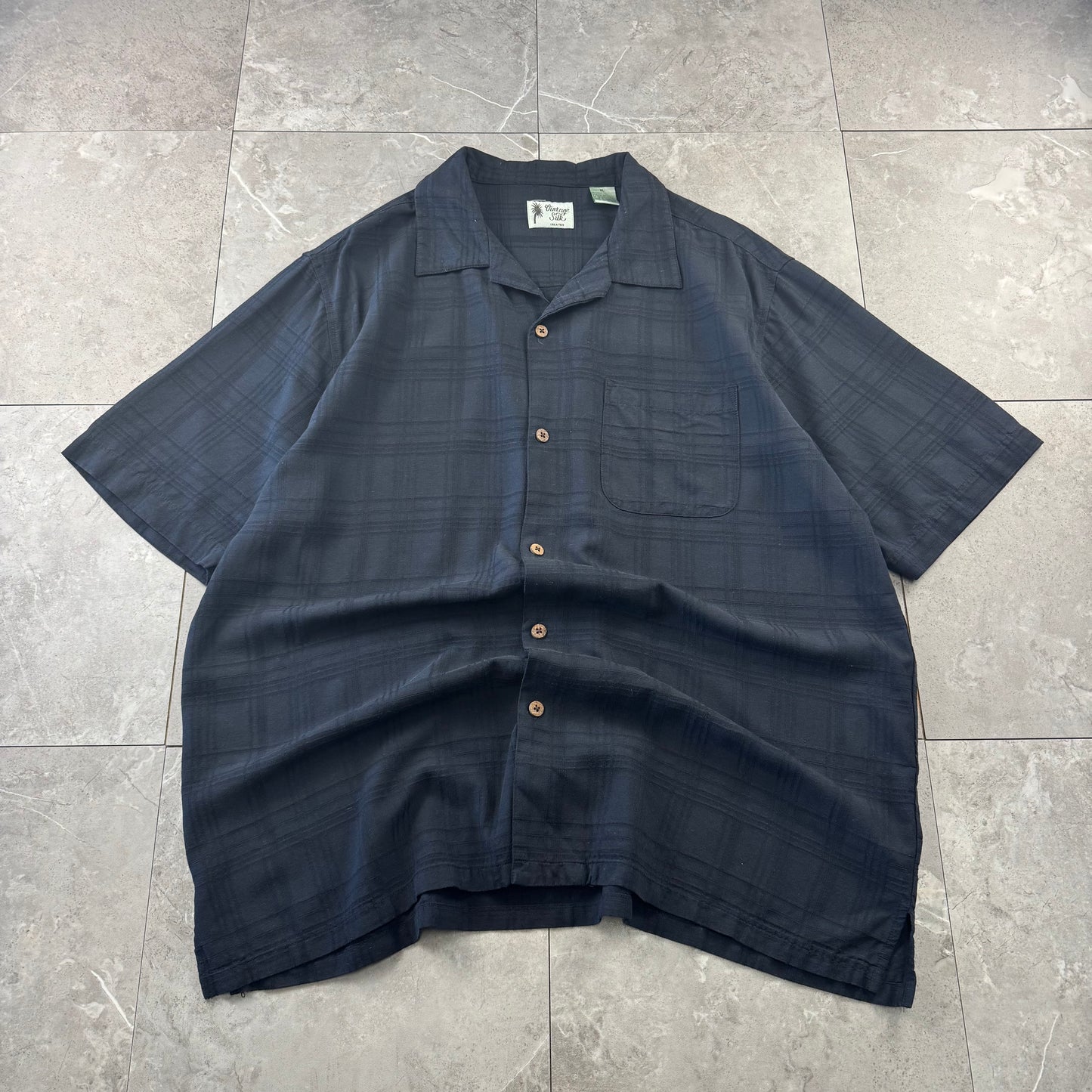 80s-90s Vintage Silk Black 3D Checkered 100% Silk Open collar Shirt XL