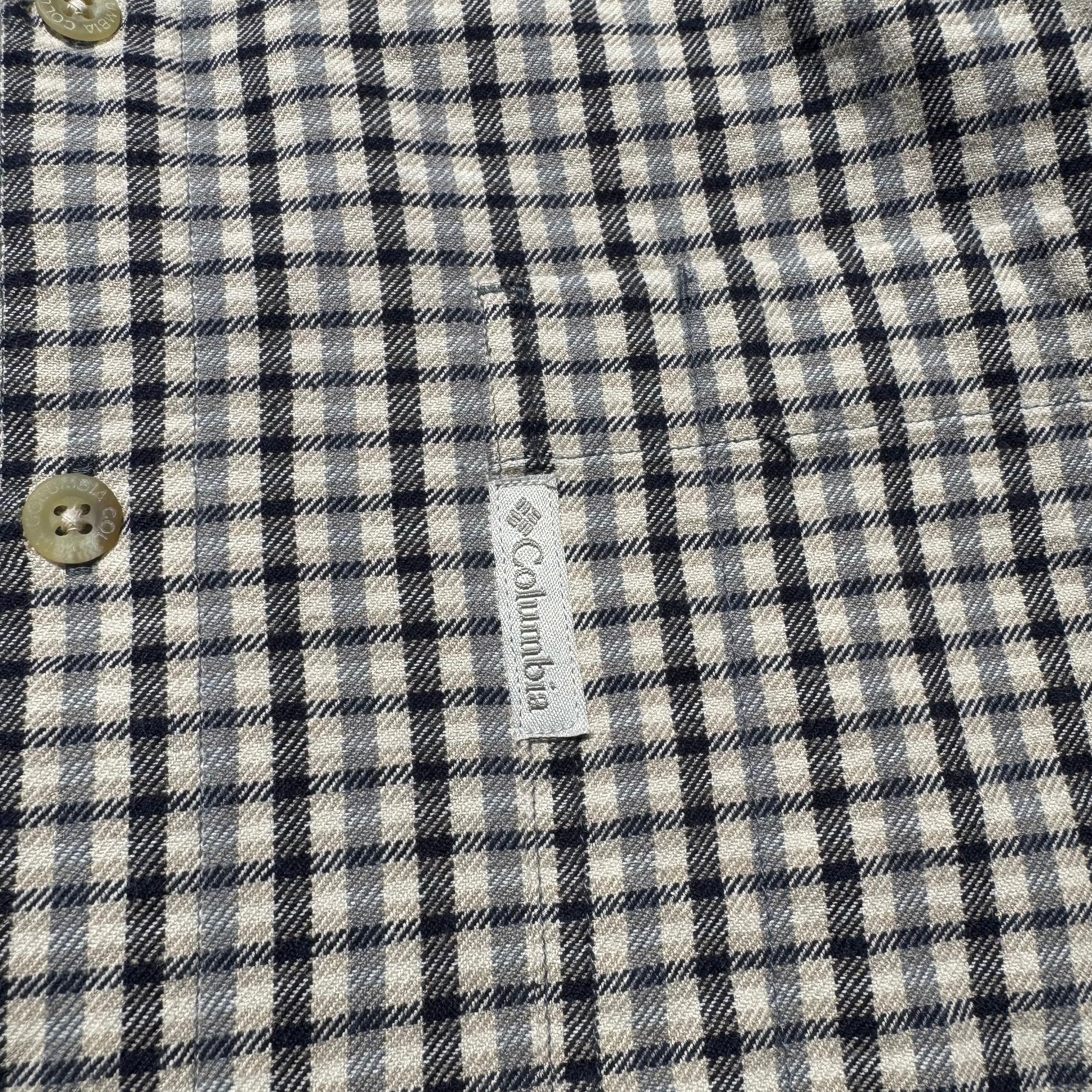 00s Columbia Checkered Button Down Shirt KiiChain Clothing
