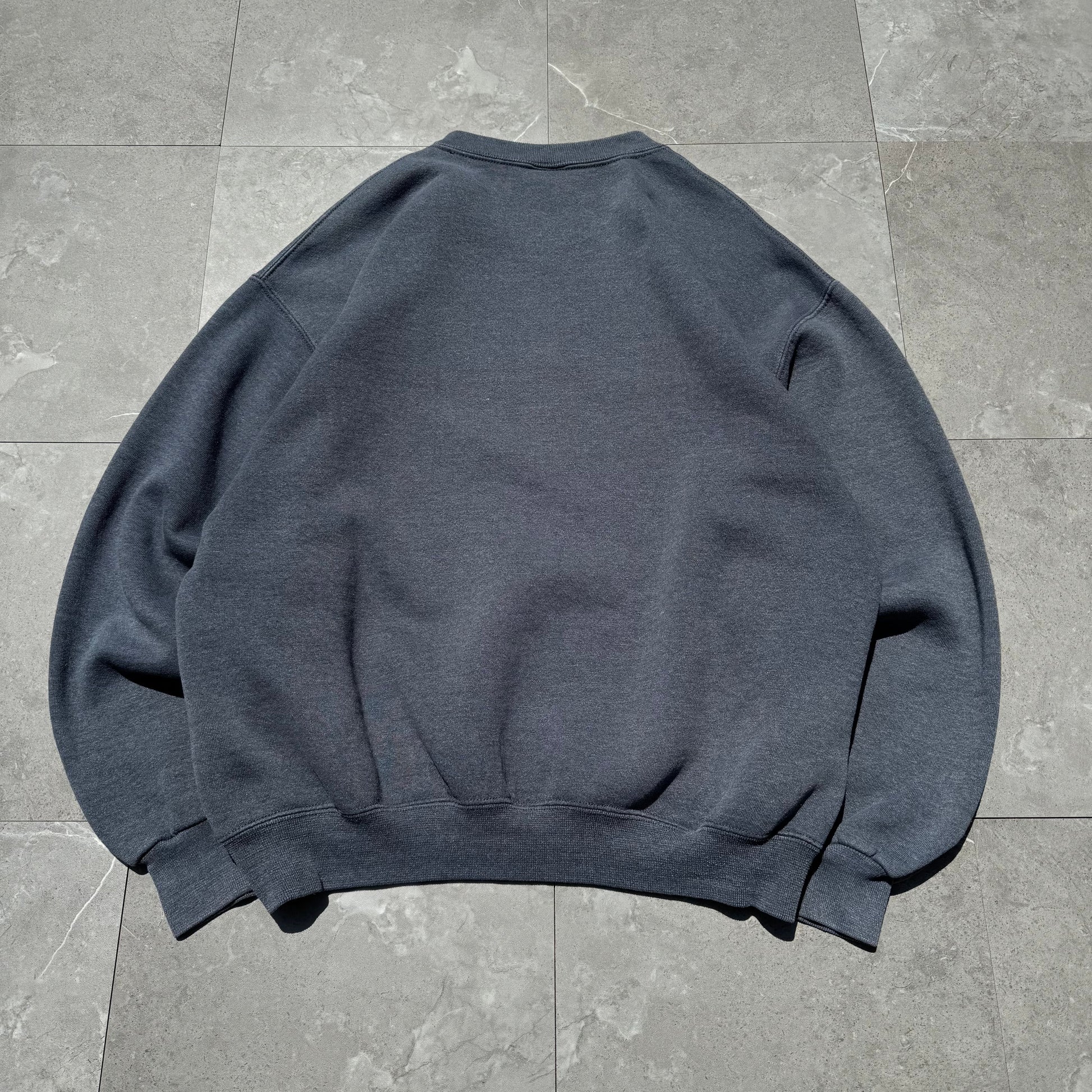 90s Russell Athletic Dark Gray Crewneck Sweatshirt KiiChain Clothing