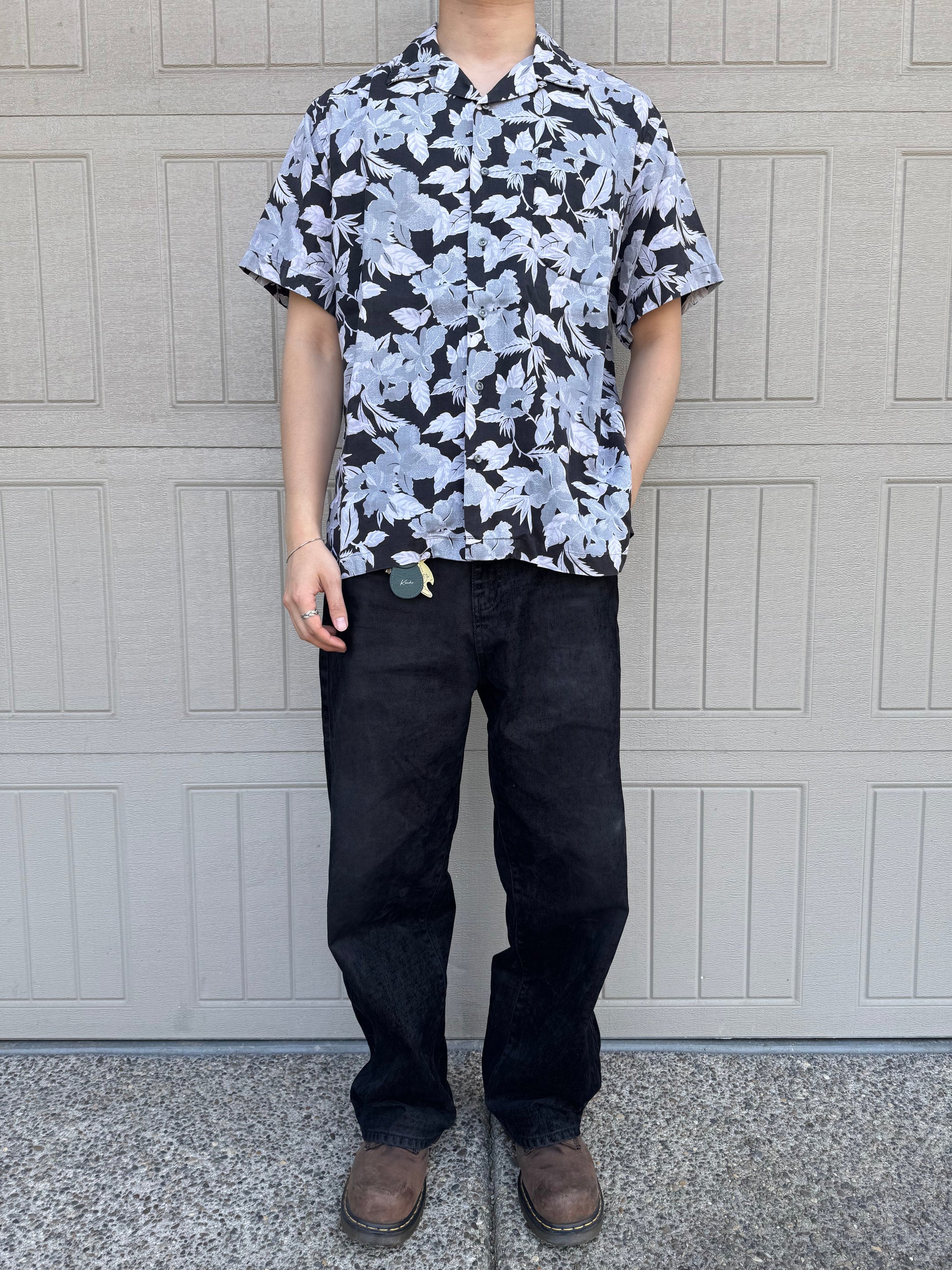 90s-00s Ralph Lauren “Forrest” 100% Linen Black Floral Open Collar Shirt KiiChain Clothing