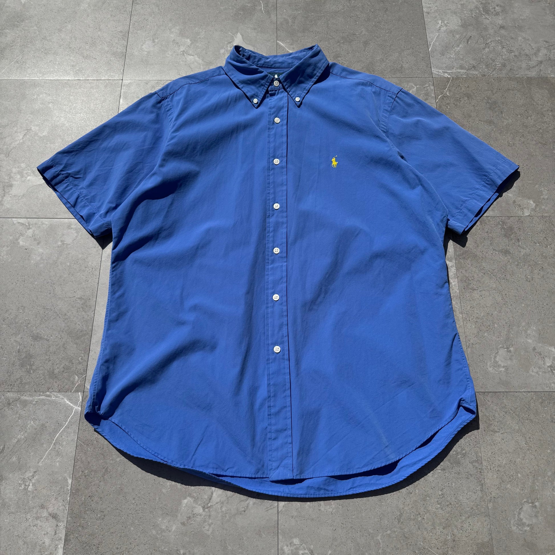 90s-00s Ralph Lauren “Classic Fit” Blue Button Down Short Sleeve Shirt KiiChain Clothing