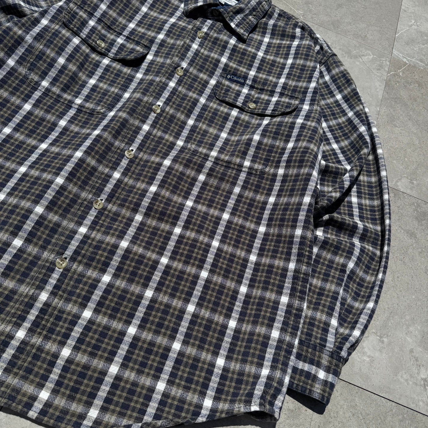 00s Columbia Checkered Double Pocket Shirt KiiChain Clothing