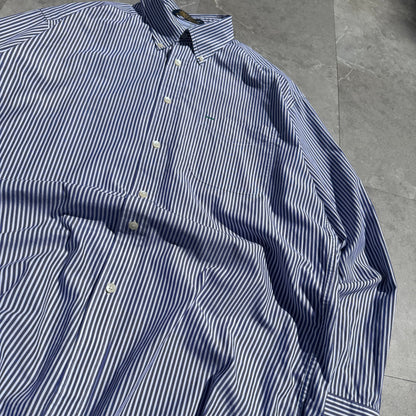 90s Tommy Hilfiger Blue Stripe Button Down Shirt KiiChain Clothing