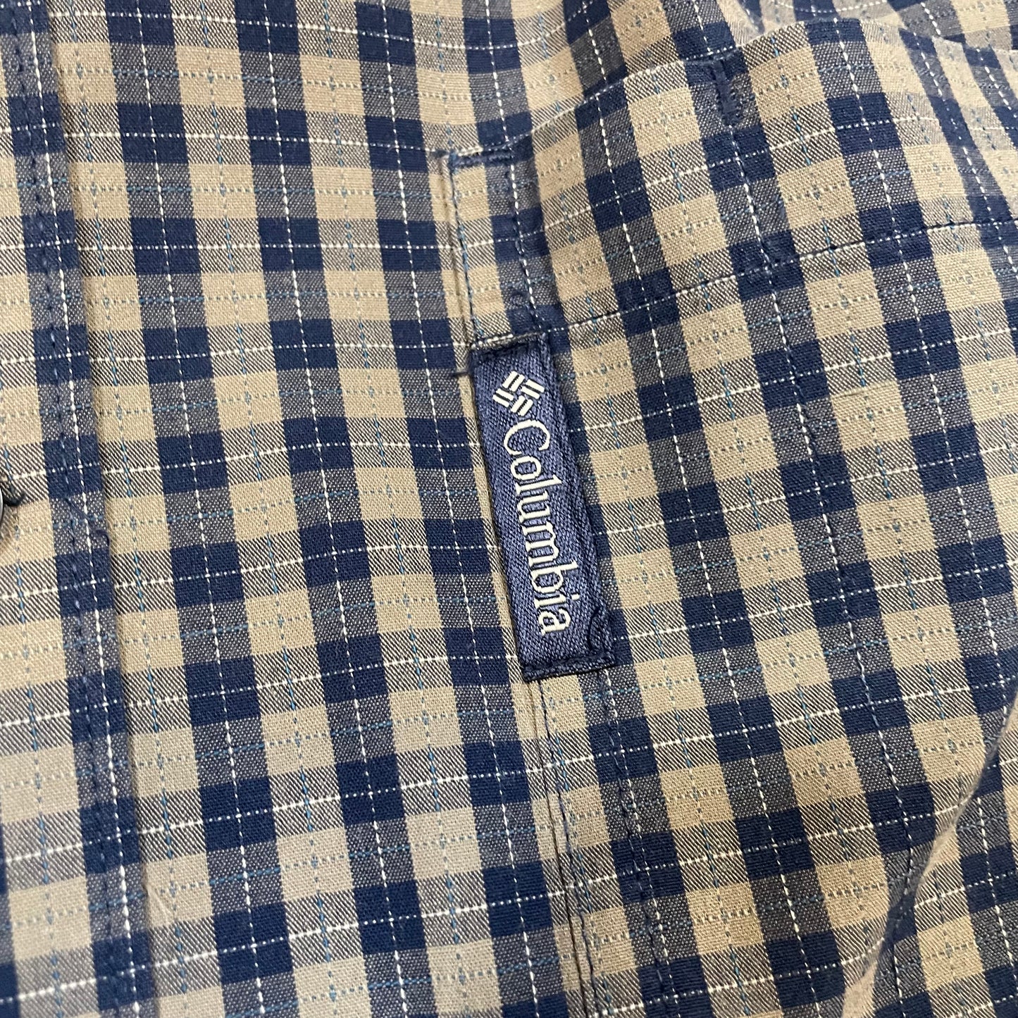 00s Columbia Checkered Button Down Shirt