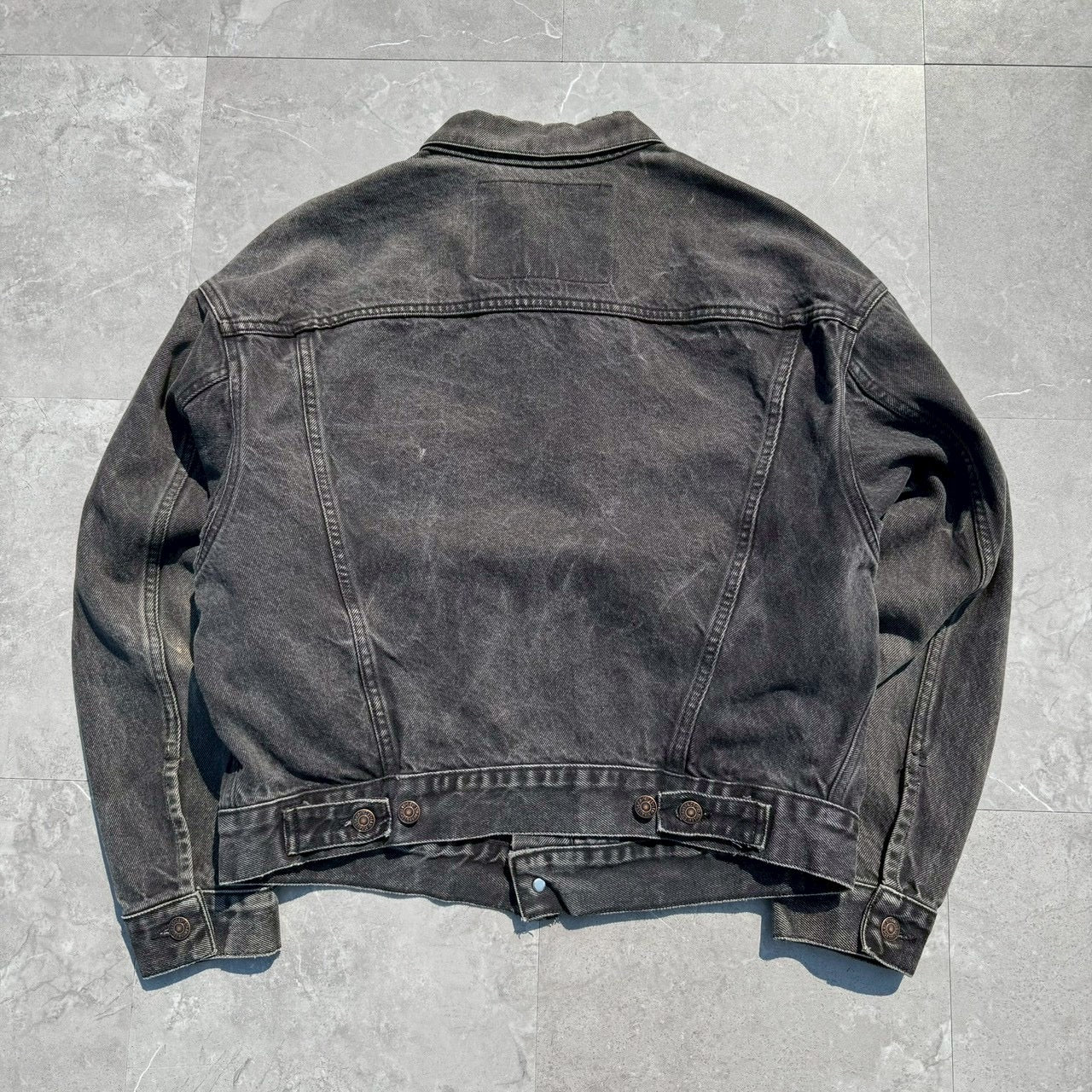 90s-00s Levi’s Black Denim Jacket