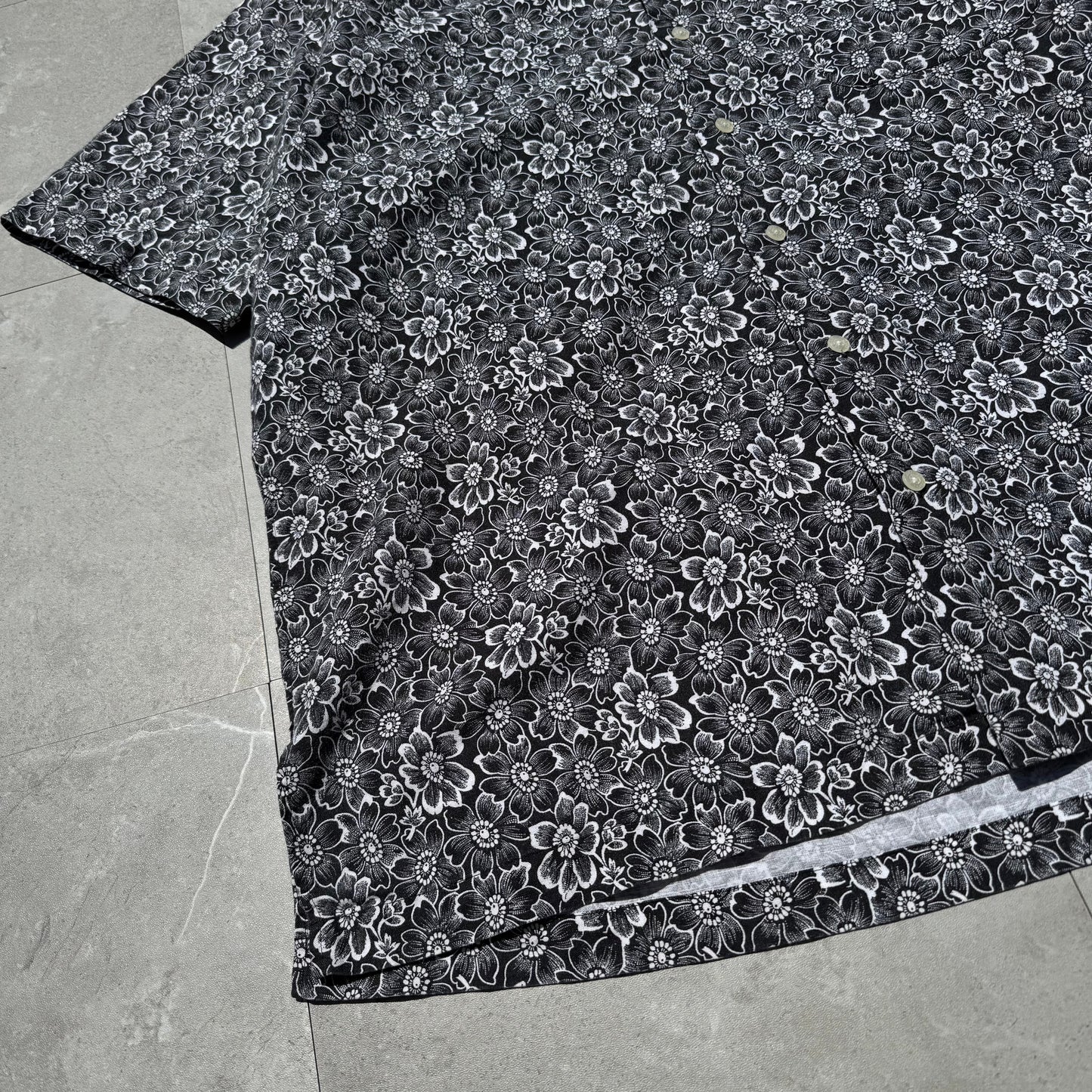 90s-00s Ralph Lauren Polo Golf Clayton Black Floral Linen x Cotton Open Collar Shirt KiiChain Clothing