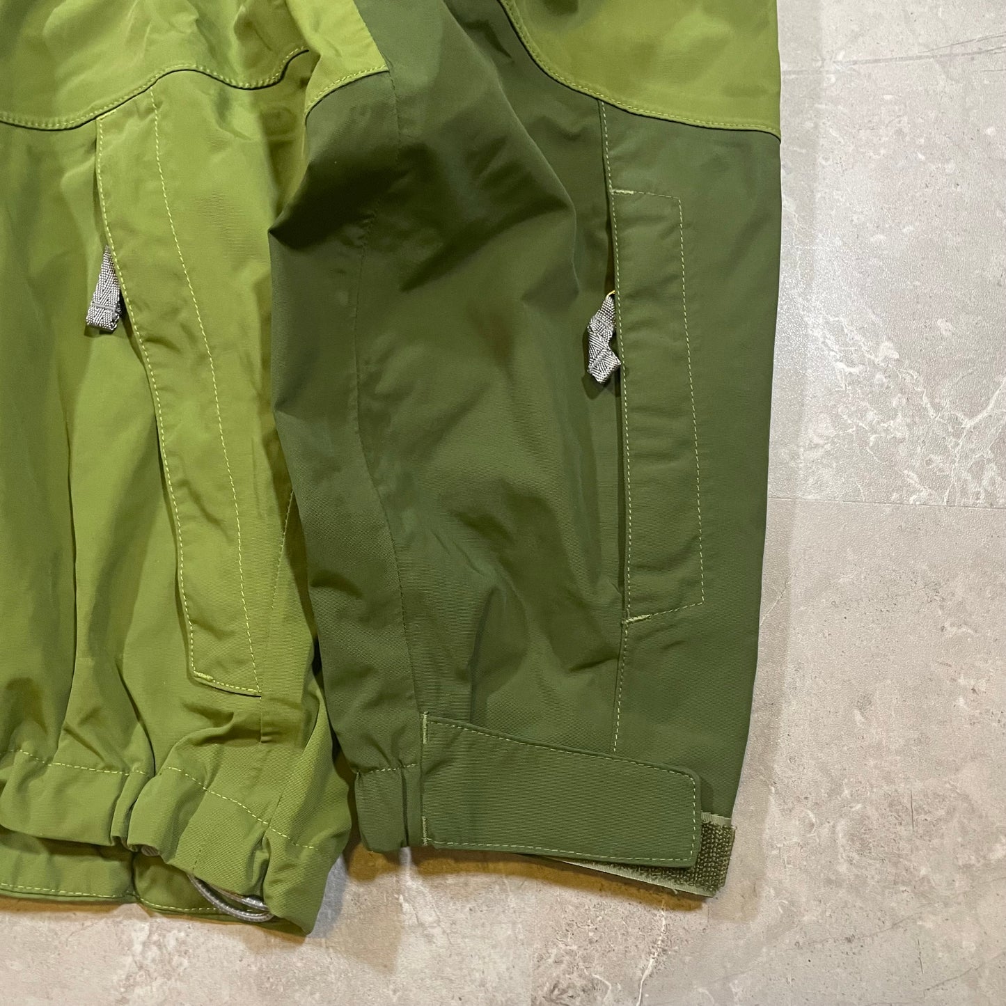 00s The North Face Shell Jacket